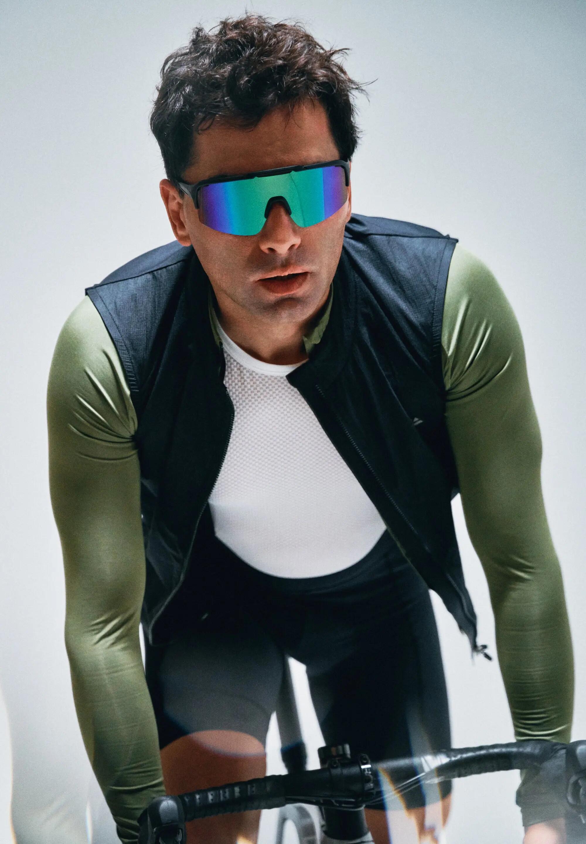 Lunettes de sport enveloppantes TR90 UV400 polycarbonate unisexe 5/6