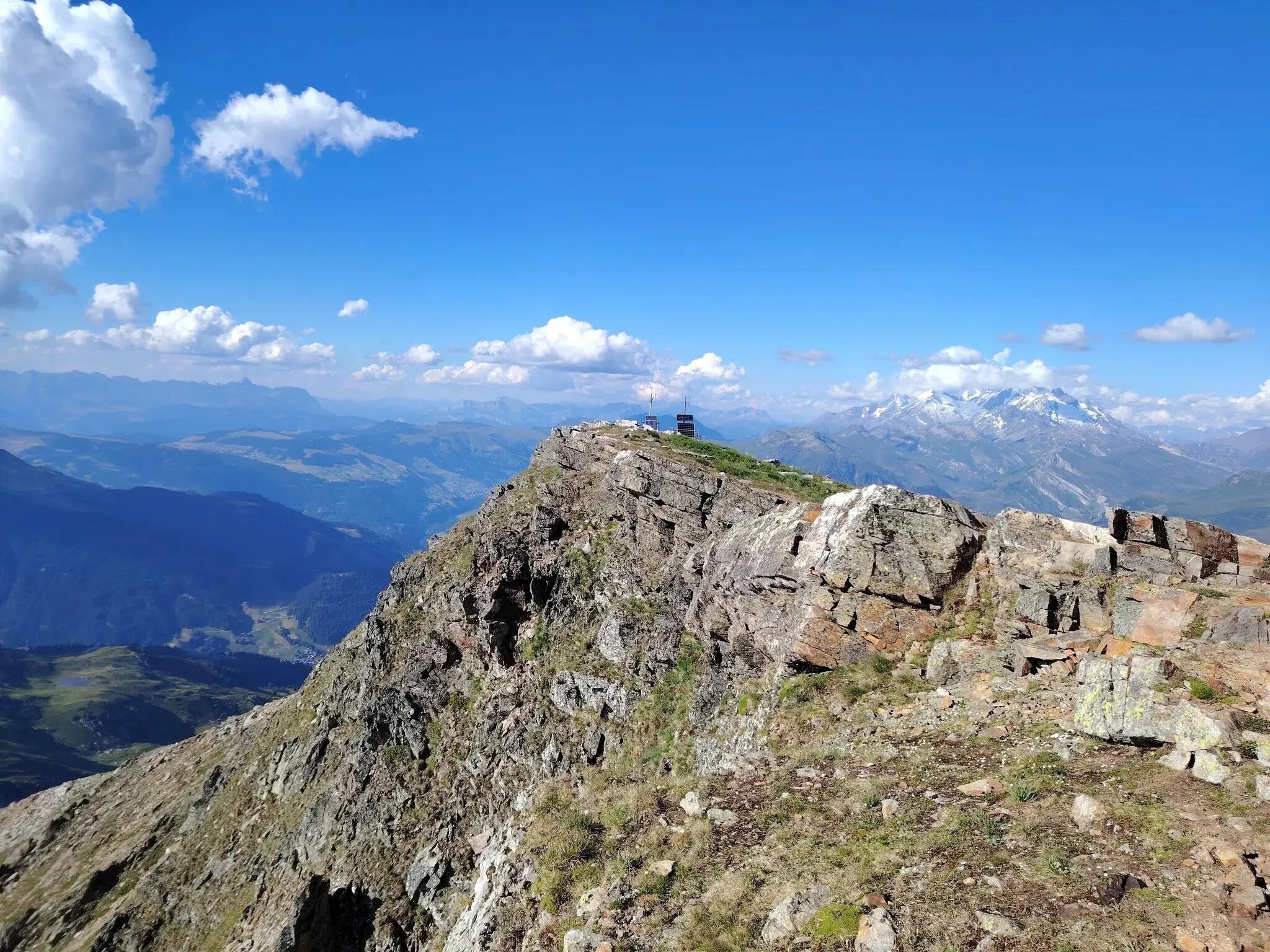 DECATHLON TRAVEL picture