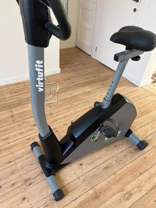 Entre Particuliers - Hometrainer VirtuFit HTR 2.0 3/4