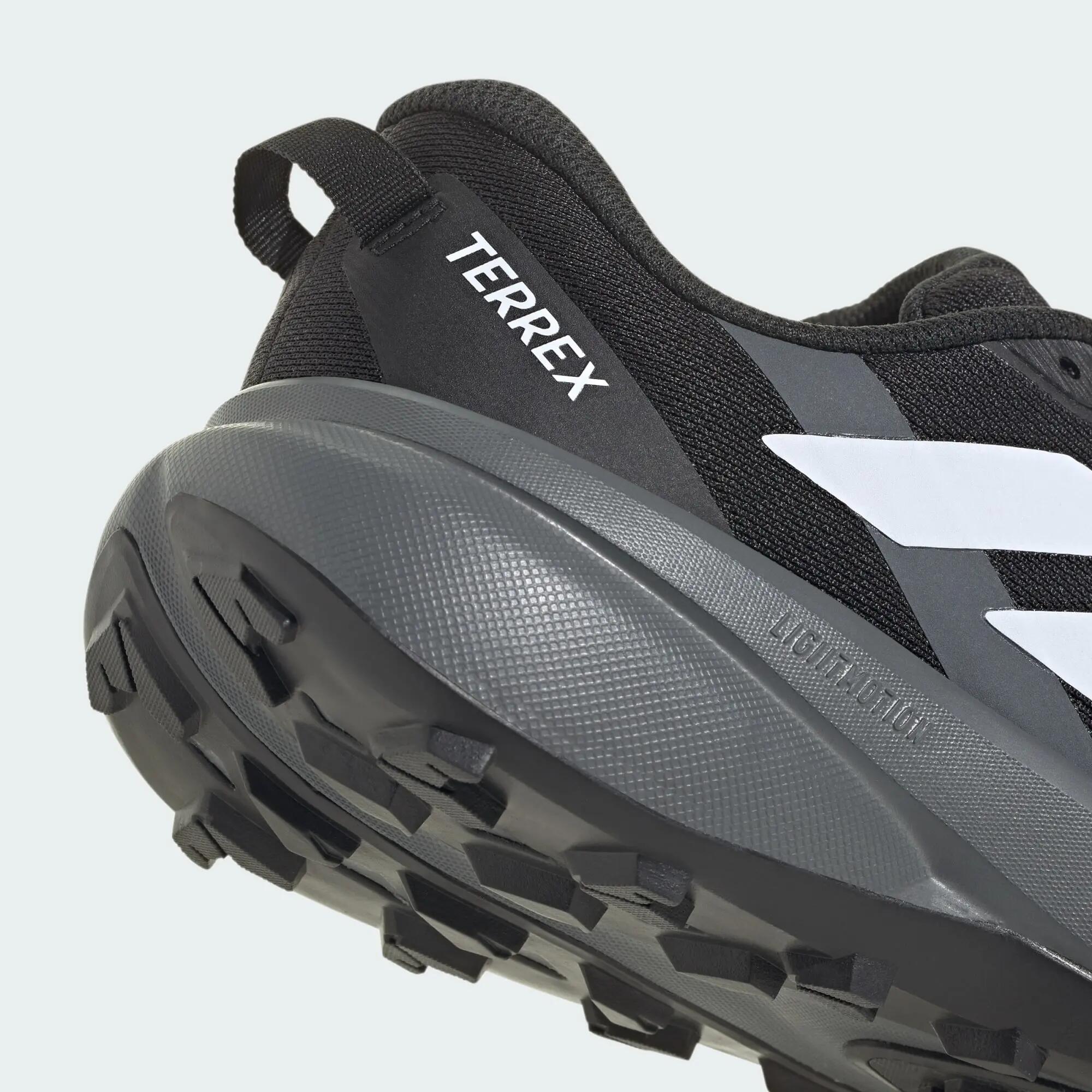 Buty do biegów przełajowych Terrex Tracefinder Plus 6/7
