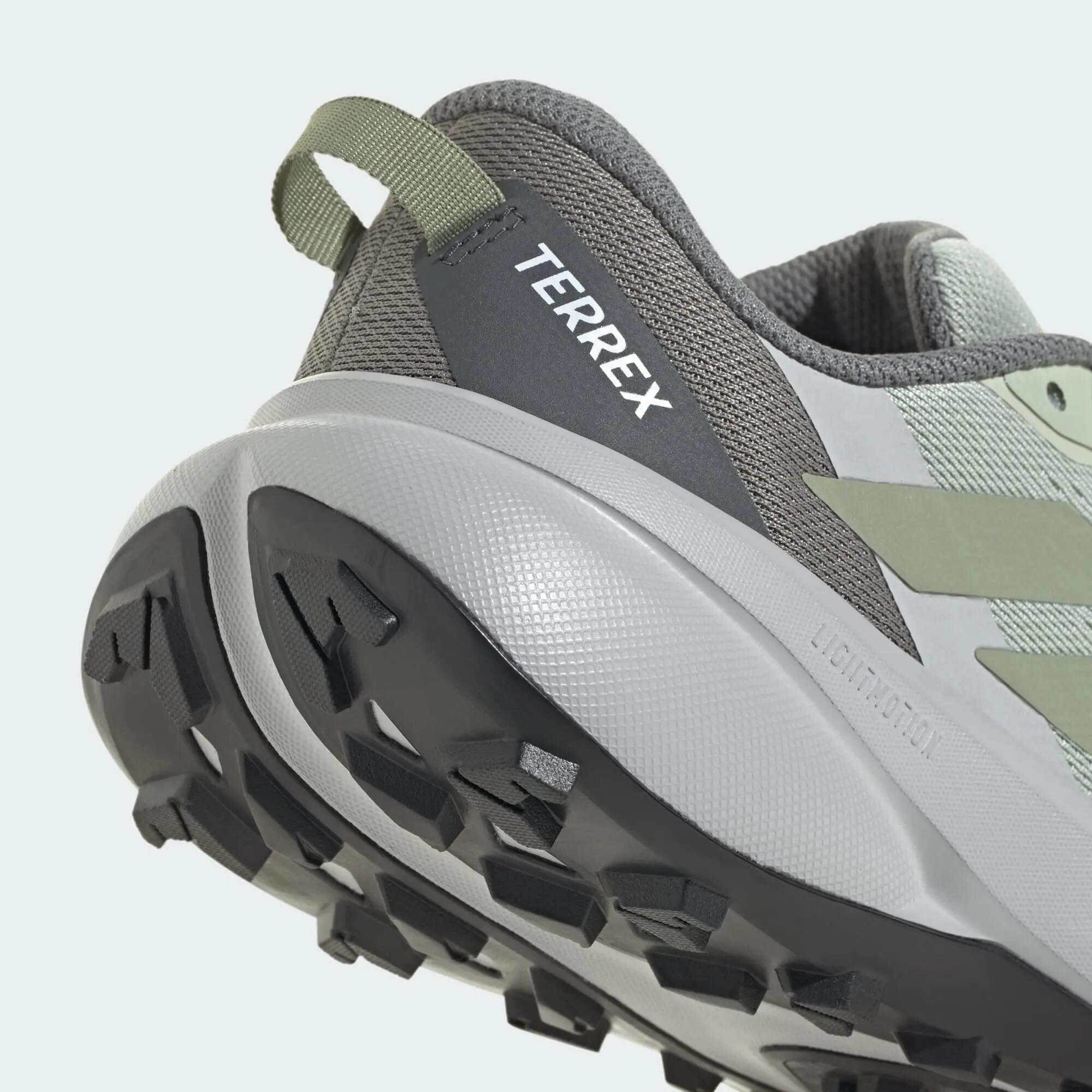 Sapatilhas de Trail Running Terrex Tracefinder Plus 6/7