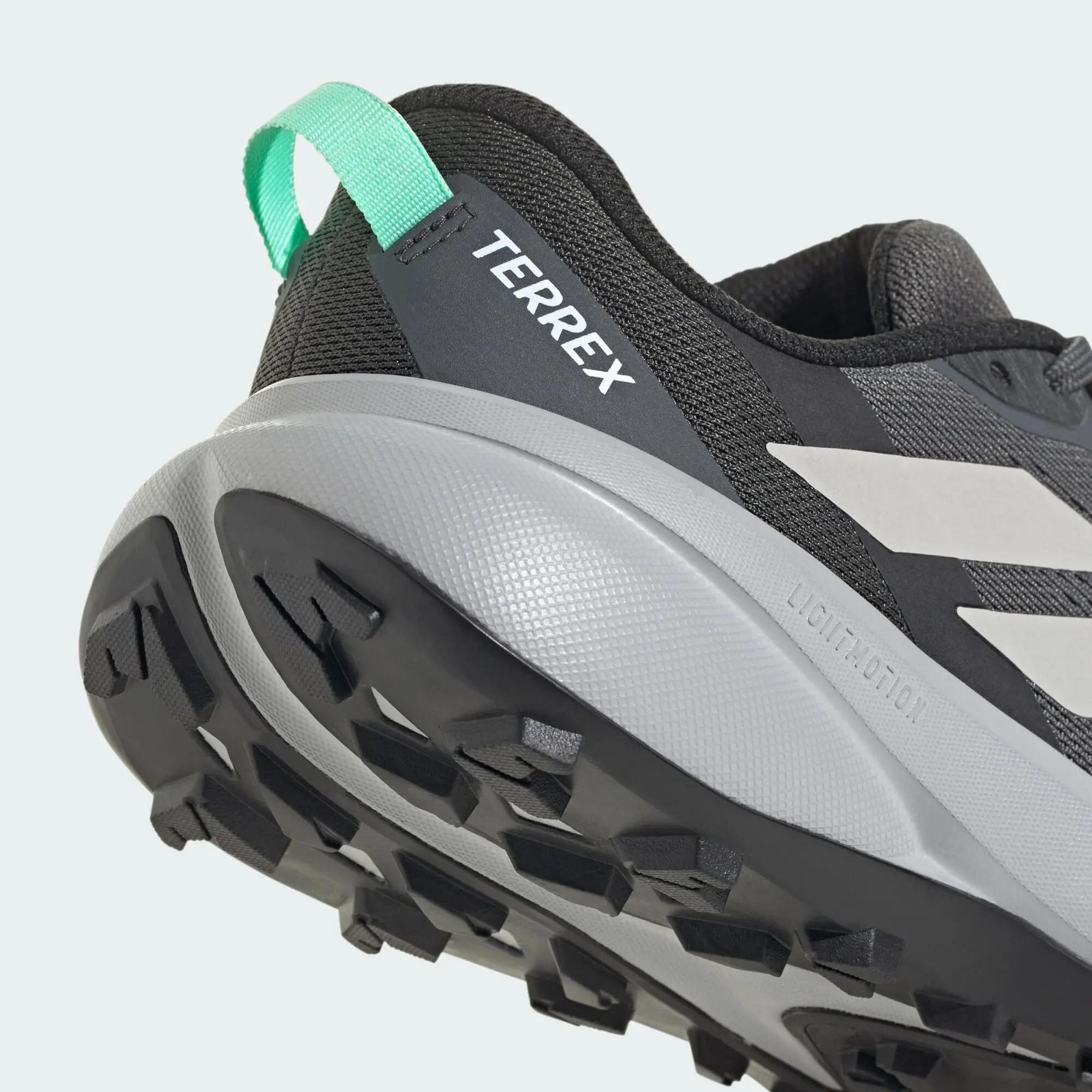 Buty do biegów przełajowych Terrex Tracefinder Plus 6/7