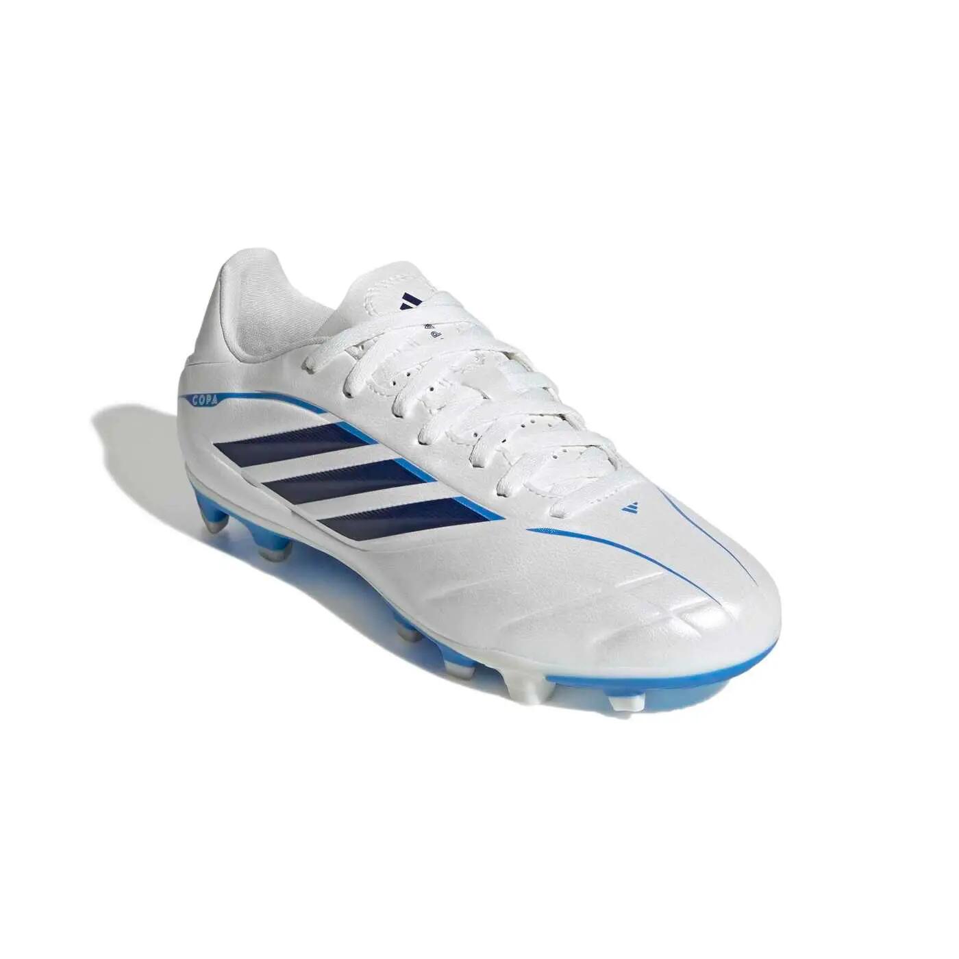 Crampons Adidas Copa Pure IV Club FG/MG Enfant Blanc et bleu 6/7
