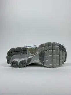 Reconditionné NIKE Baskets Femme, Vomero 5, Gris Très Bon État 2/4