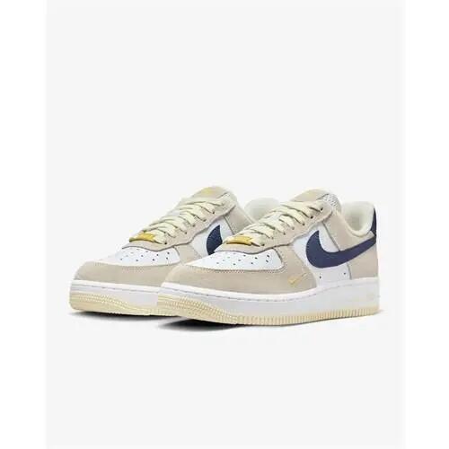 Buty do chodzenia męskie Nike Air Force 1 '07 2/5
