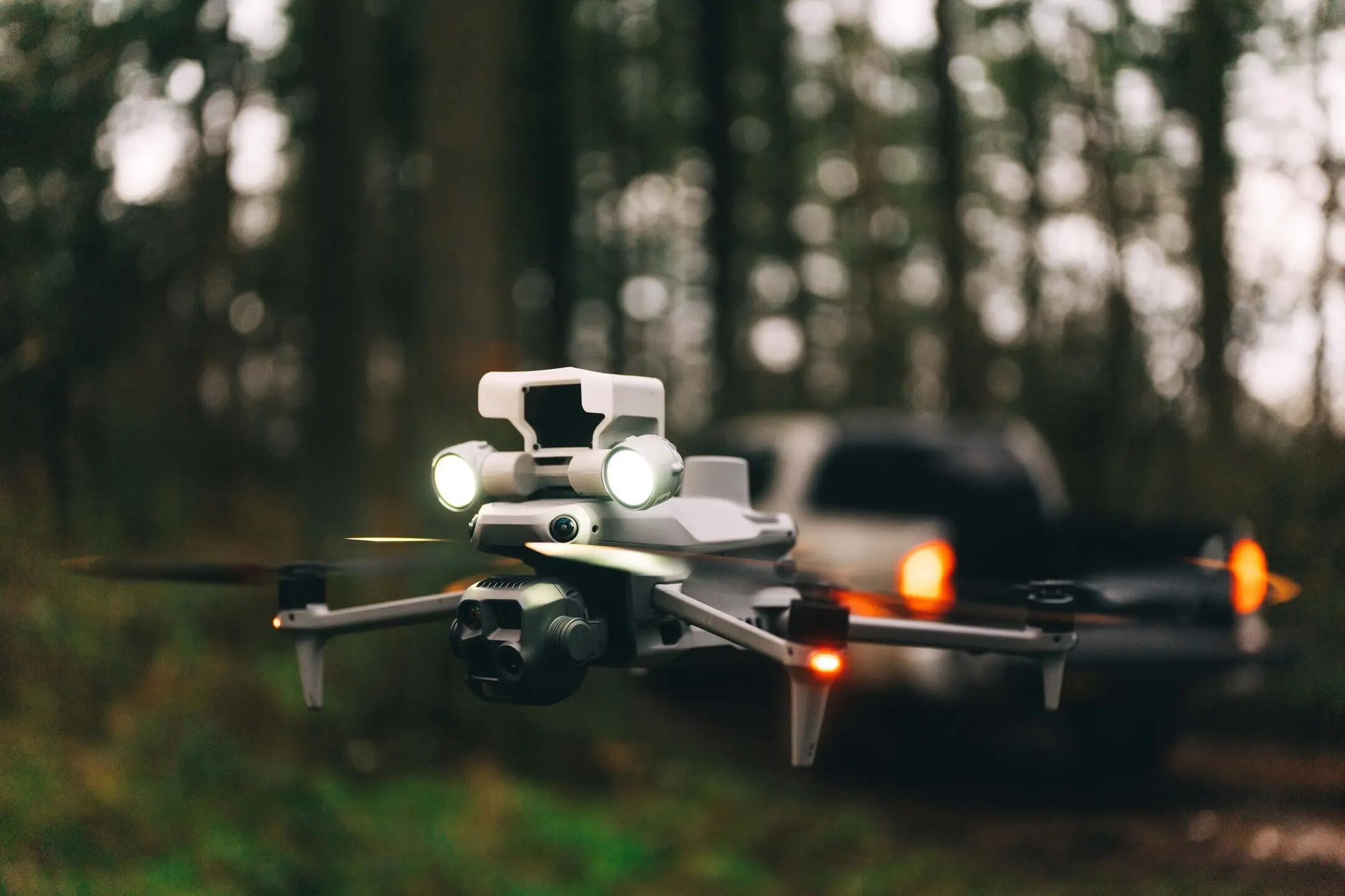 DJI AL1 Scheinwerfer - Zusatzlicht für Matrice 4 - hellgrau 5/7