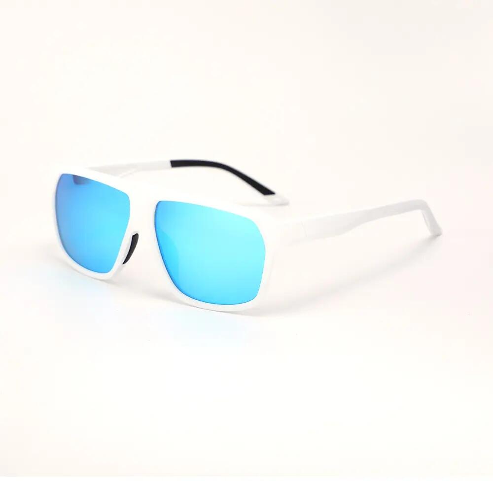 WHITE / BLUE