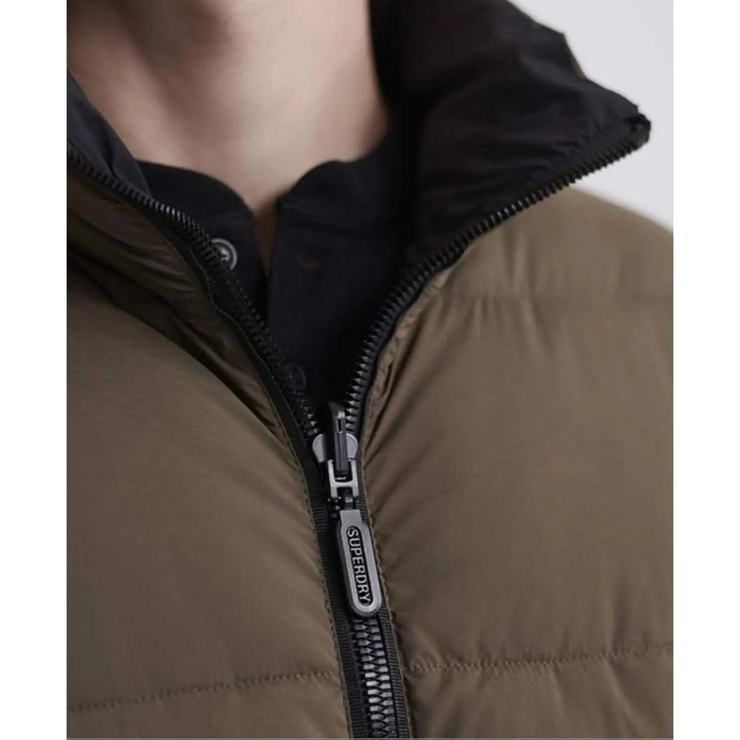Superdry Bedruckte doppelseitige braune schwarze isolierte Steppjacke für Herren 4/7