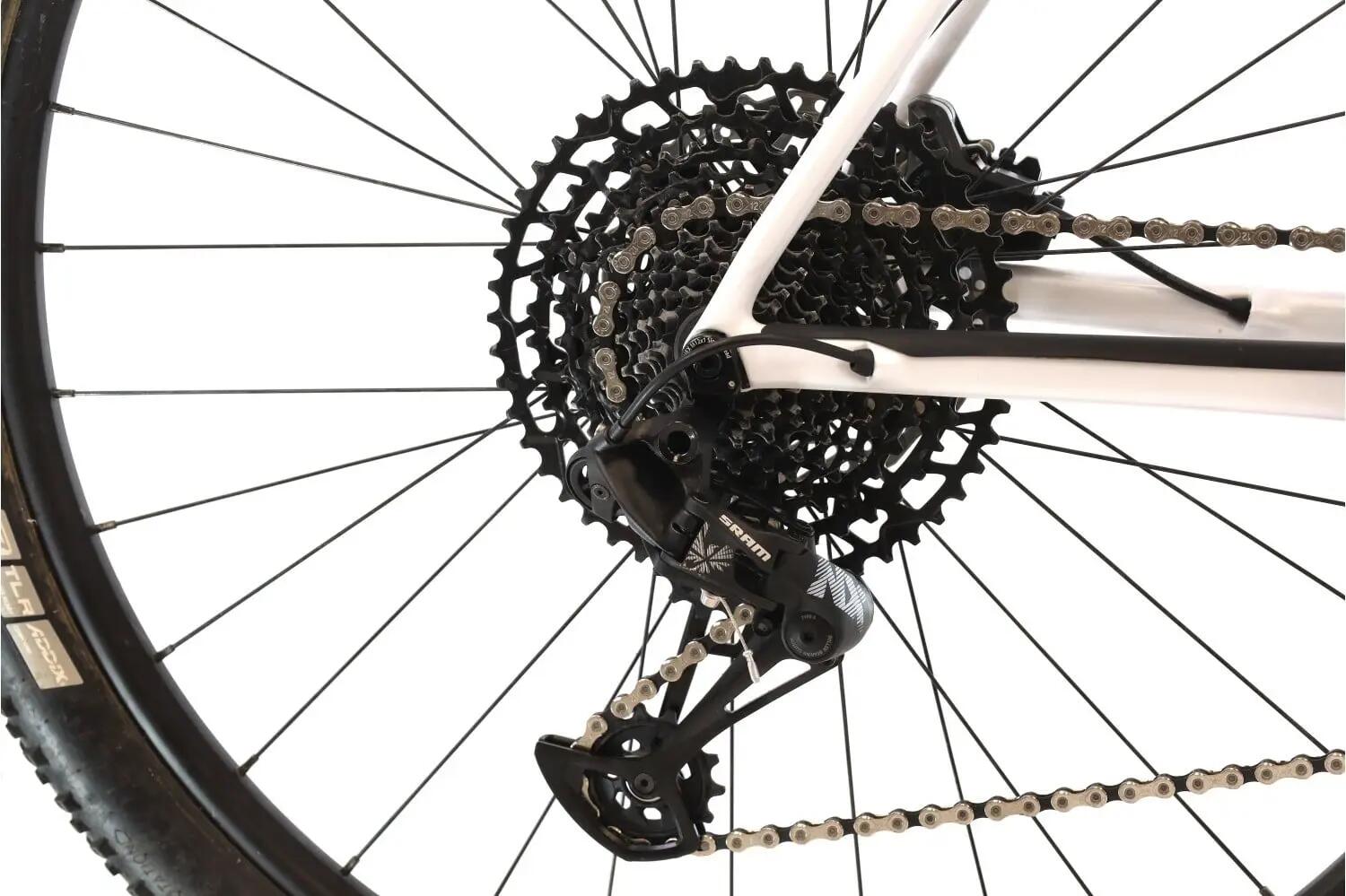 MTB ricondizionata ·  F-Si Carbon 5 · Ottimo stato 3/8