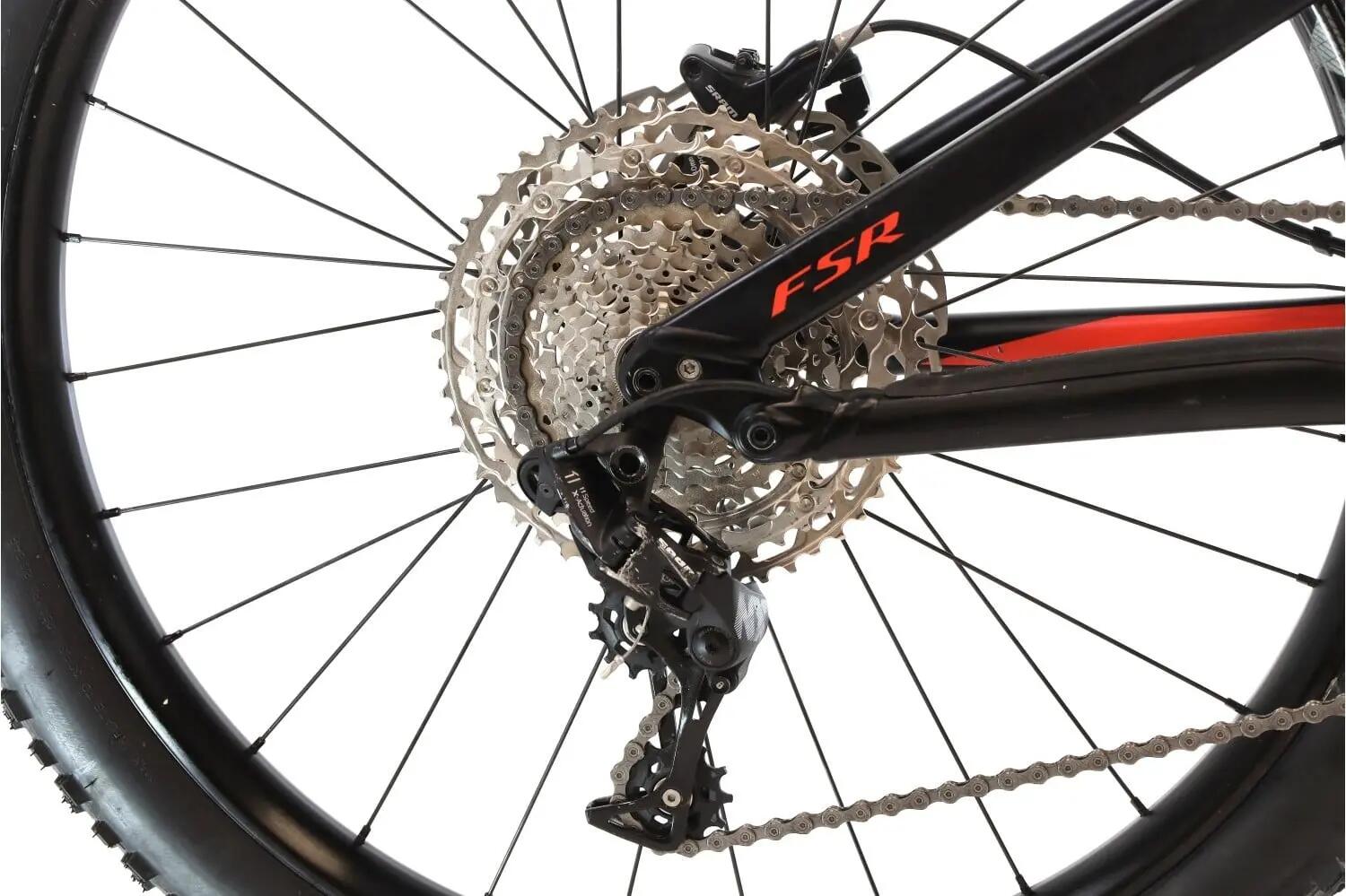 Tweedehands e-bike ·  Turbo Levo FSR Base · Goede toestand 3/8
