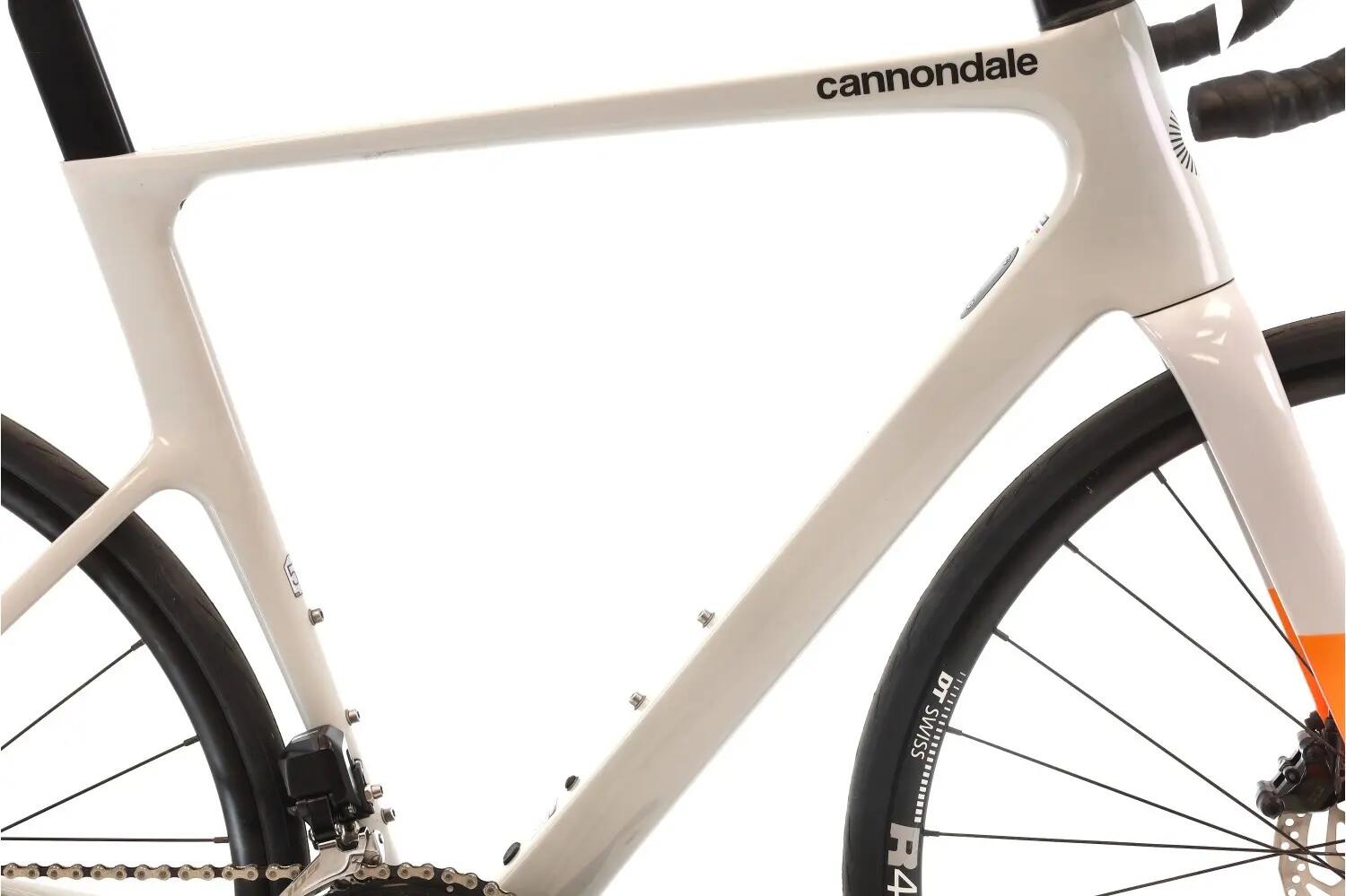 Tweedehands racefiets ·  SuperSix EVO Carbon 3 Di2 12V · Zeer goede toestand 2/8