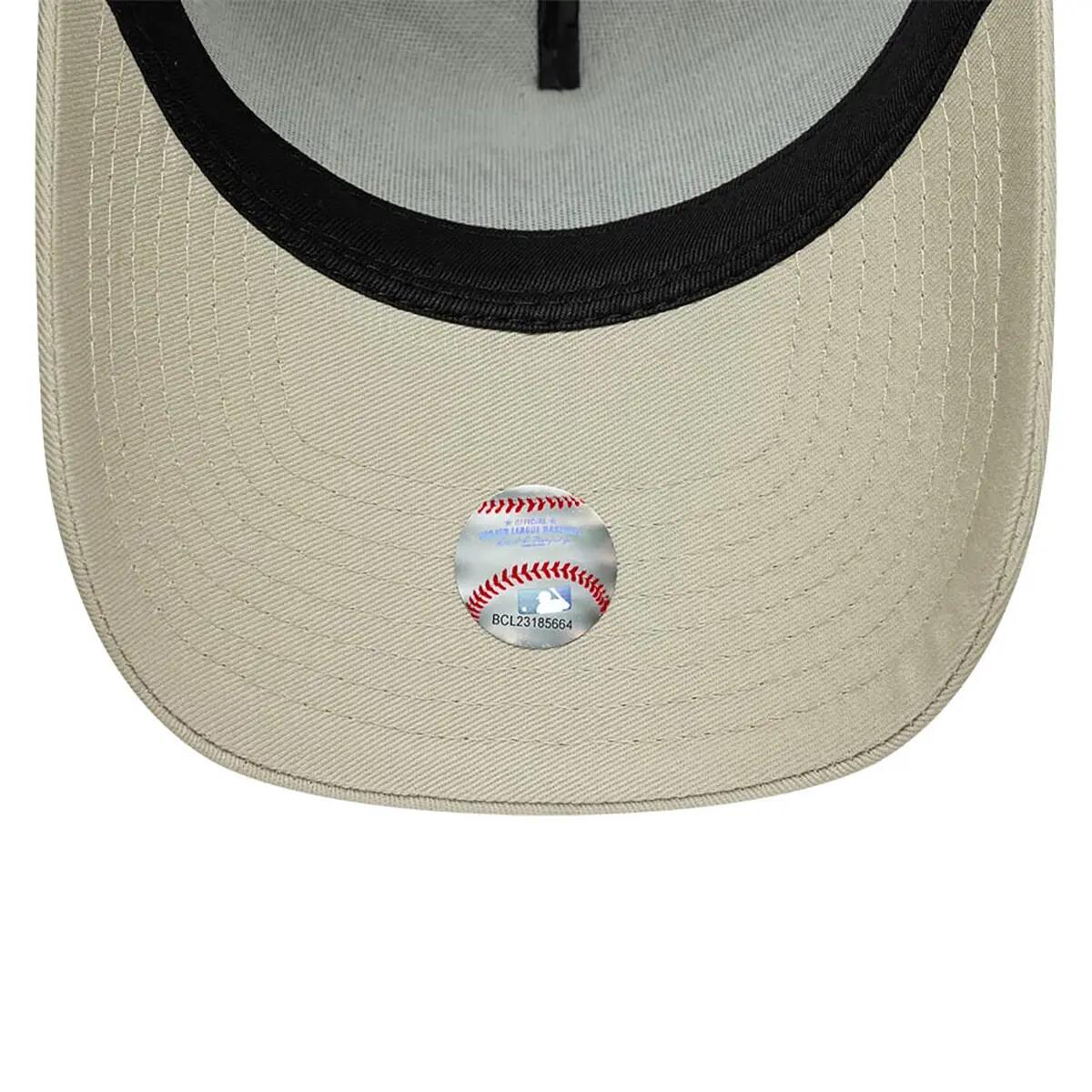 New Era 9FORTY Cap MLB League Essential New York Yankees hellbeige 5/5