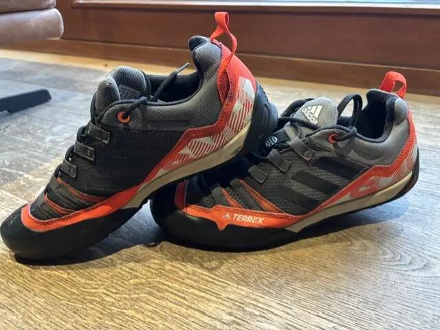 Tussen Particulieren - Adidas Terrex wandelschoenen 6/7