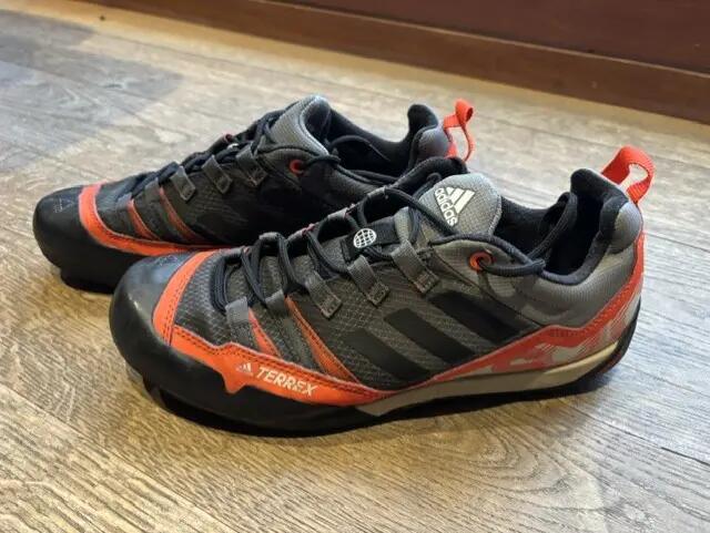Tussen Particulieren - Adidas Terrex wandelschoenen 3/7