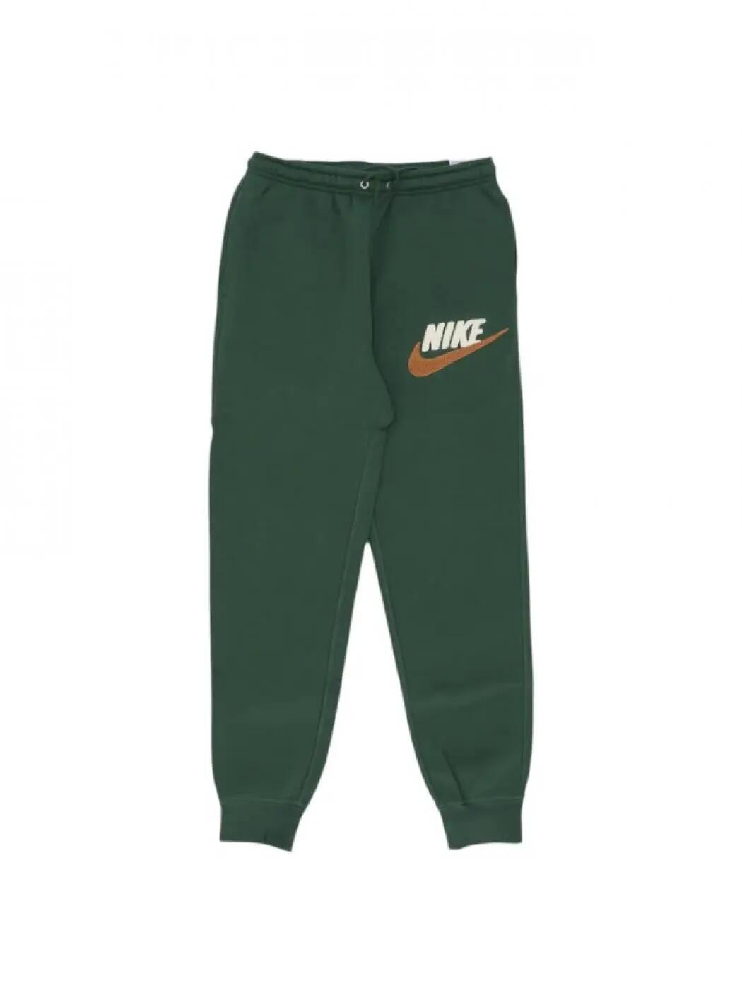 NIKE picture