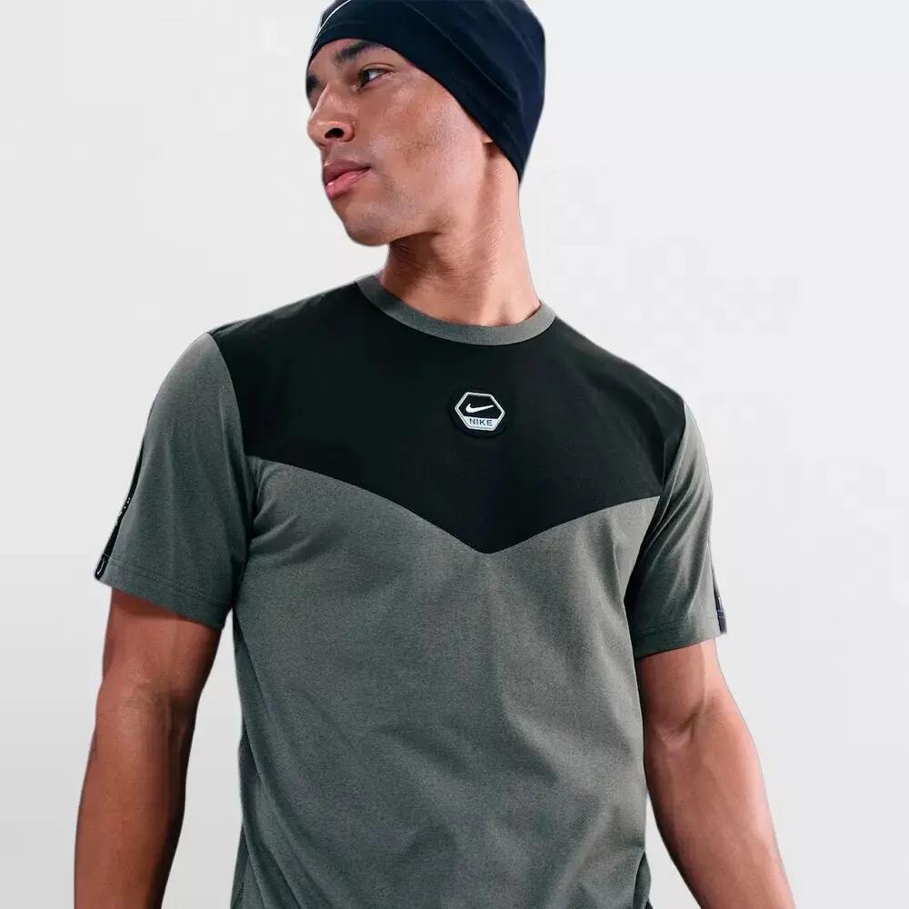 NIKE picture