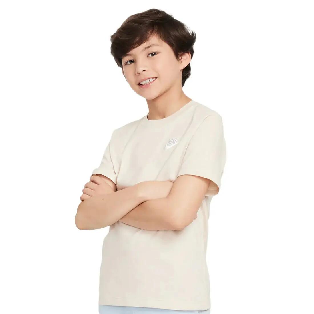 Camiseta Nike Sportswear para niños mayores 2/2