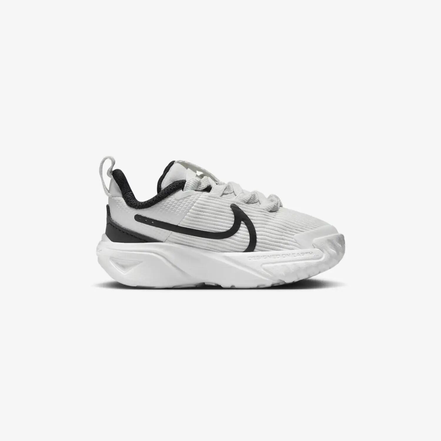 Scarpe Bambino Nike Star Runner 4 bianco 2/4