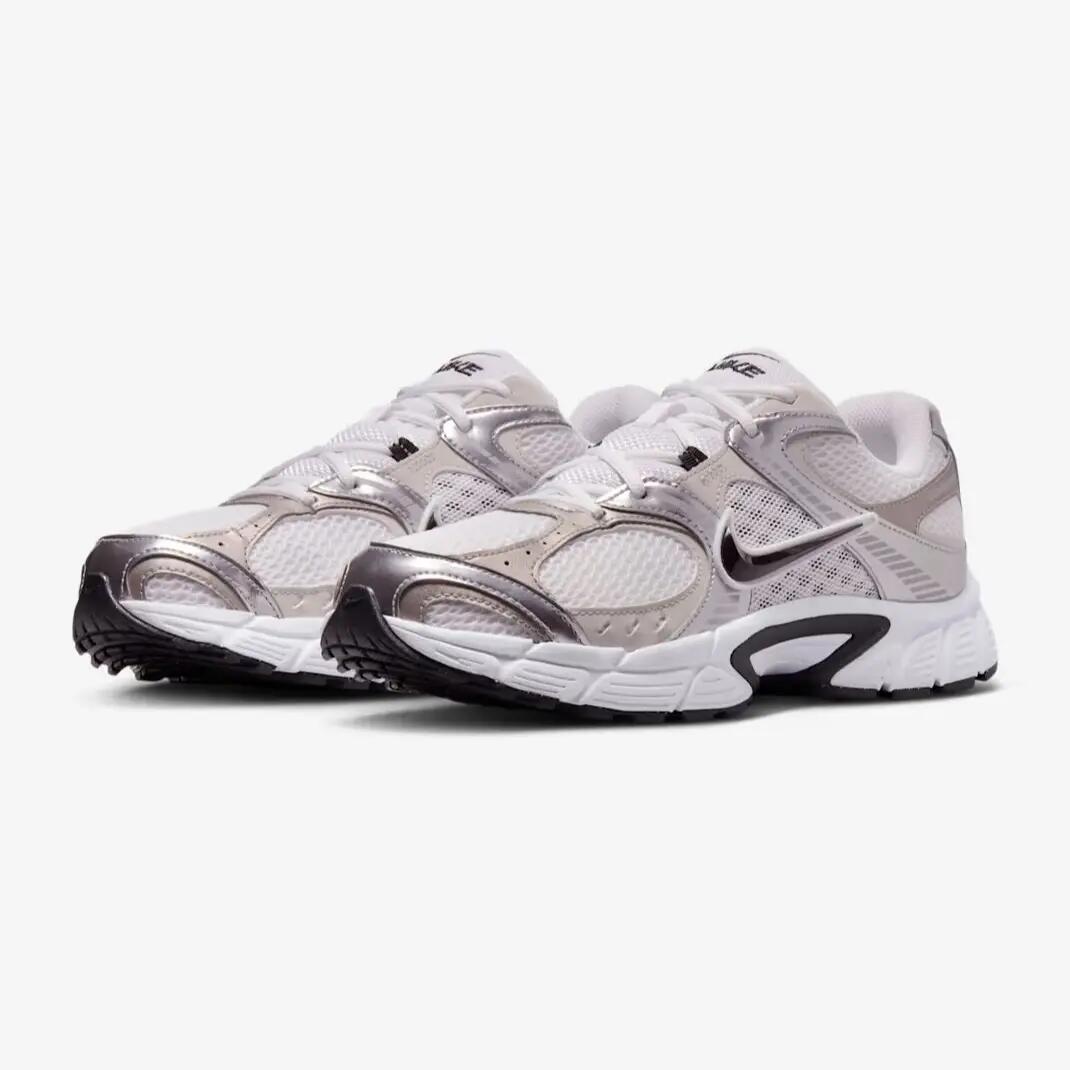 Buty męskie Nike V5 RNR białe 2/7