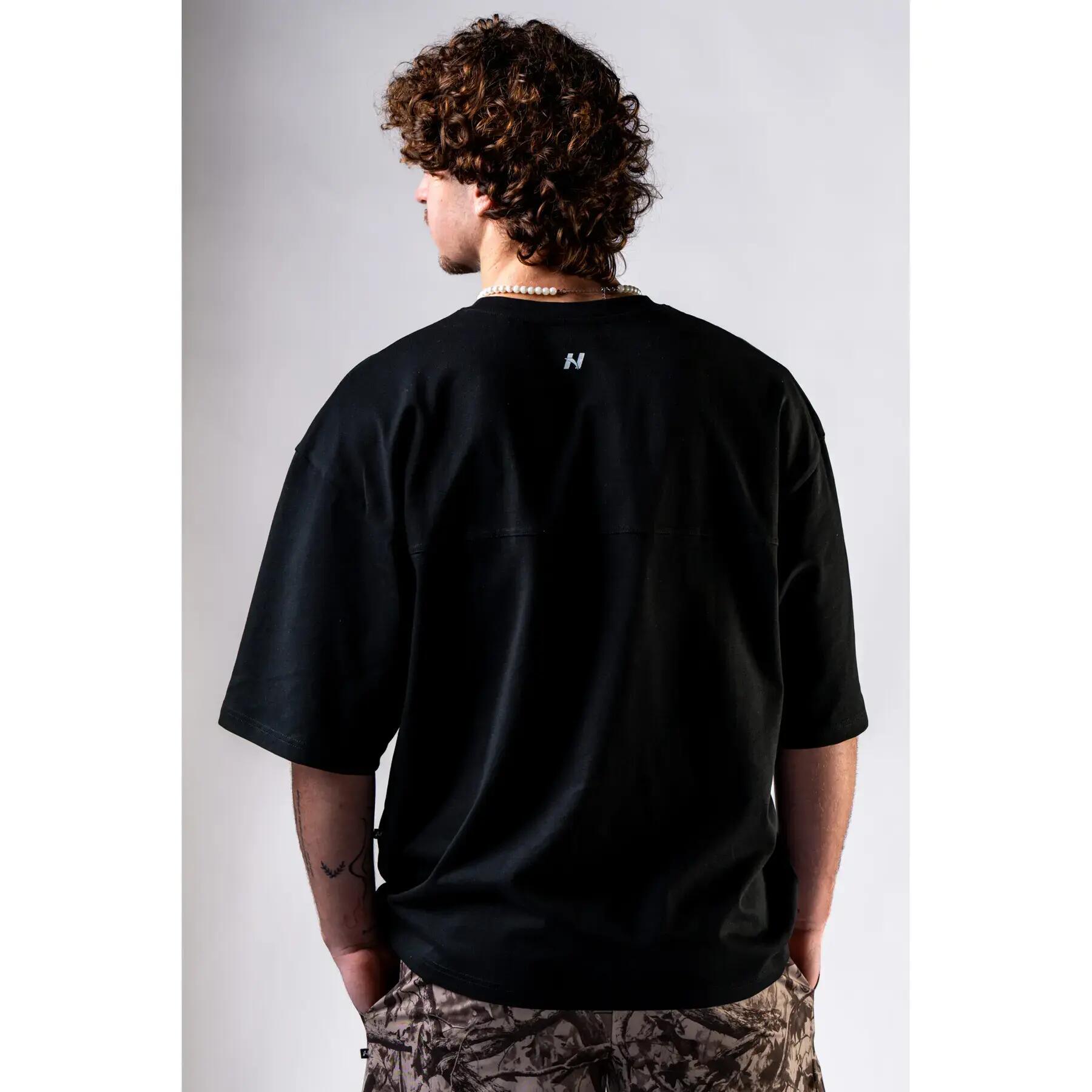 T-shirt Nebbia Power Oversized 2/7