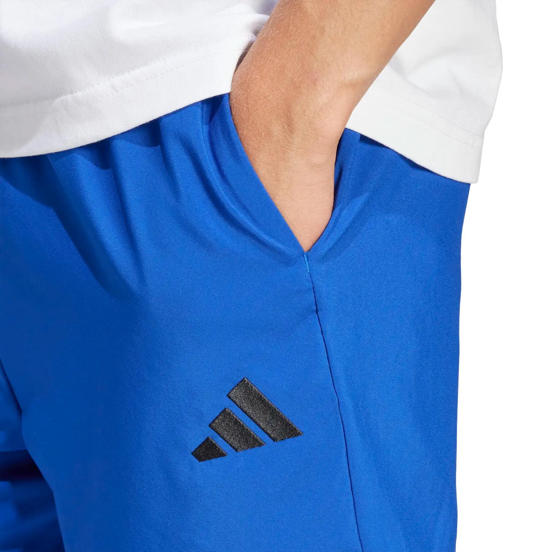 Pantalones cortos para hombre adidas Essentials Small Logo Chelsea 5/7