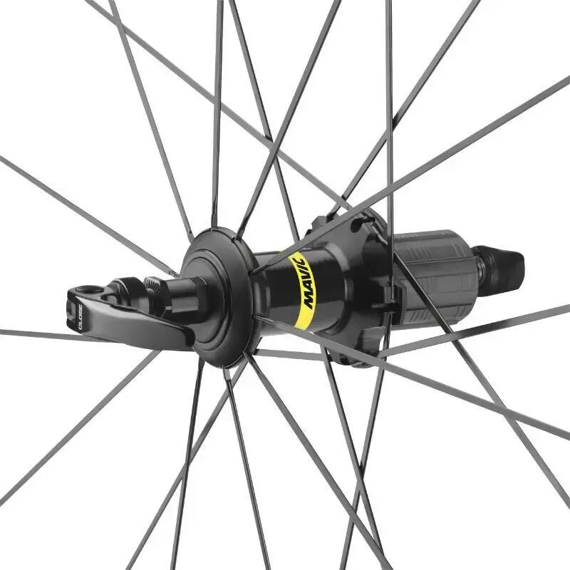 Roue arrière cassette rayons jante Mavic 700 Aksium Shimano 20 622-17 2/3