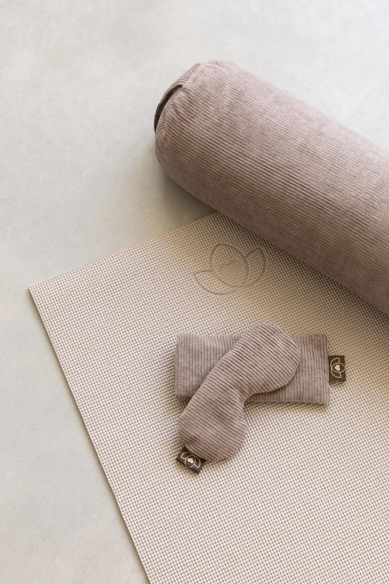 Lotus Yogamat sticky extra dik taupe 2/5