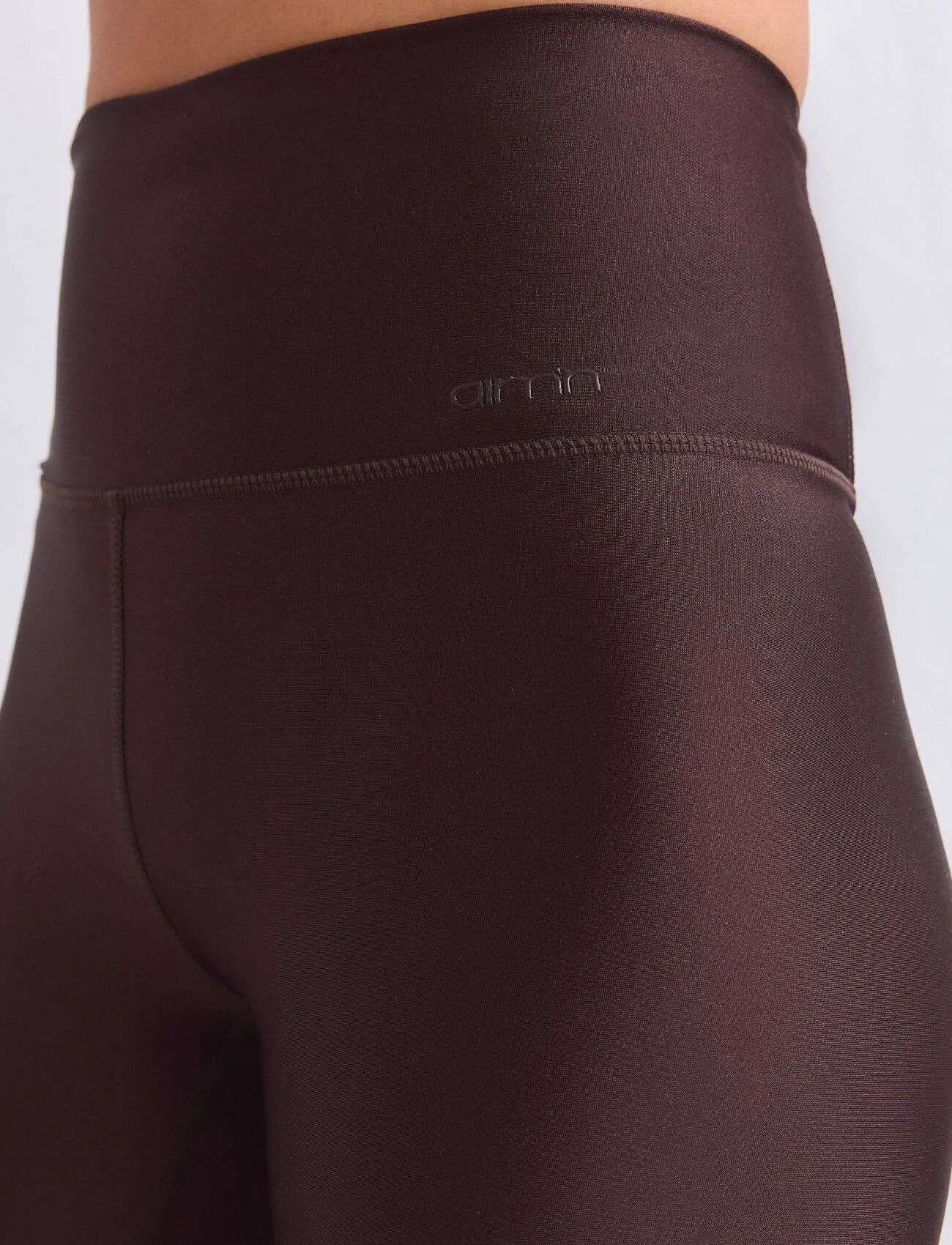 Mujer Mallas Cintura Alta Efecto Brillo Chocolate 4/6
