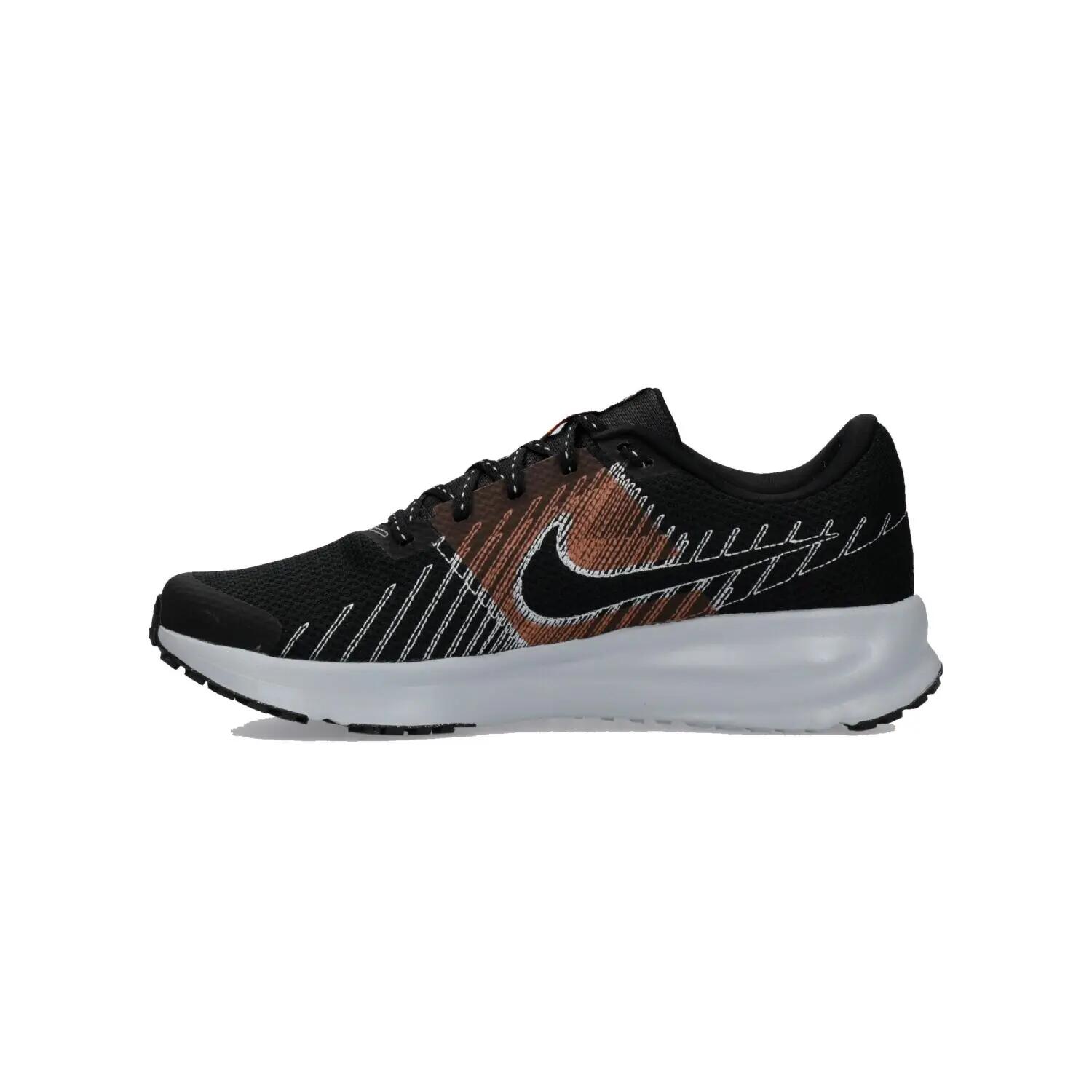 Nike Run Defy 2/4