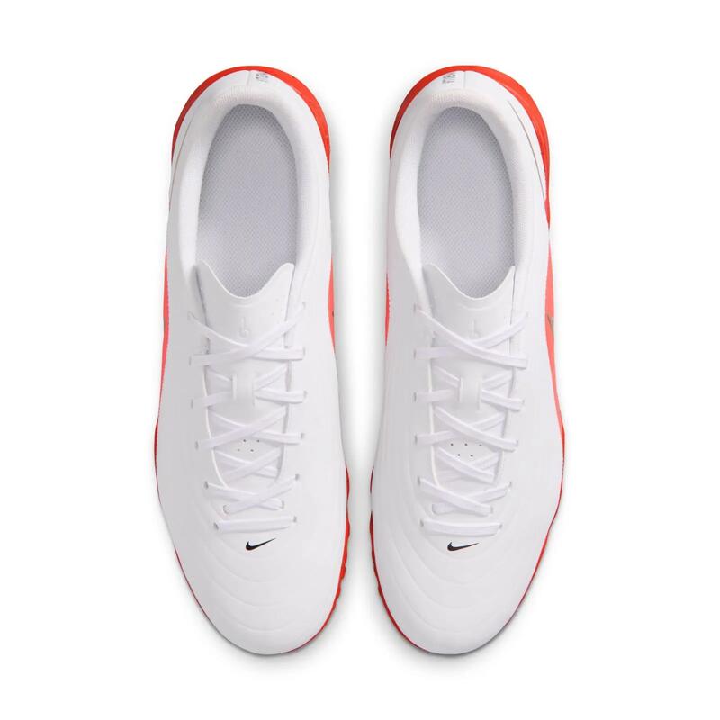 Ghete fotbal Nike Tiempo Maestro Club TF