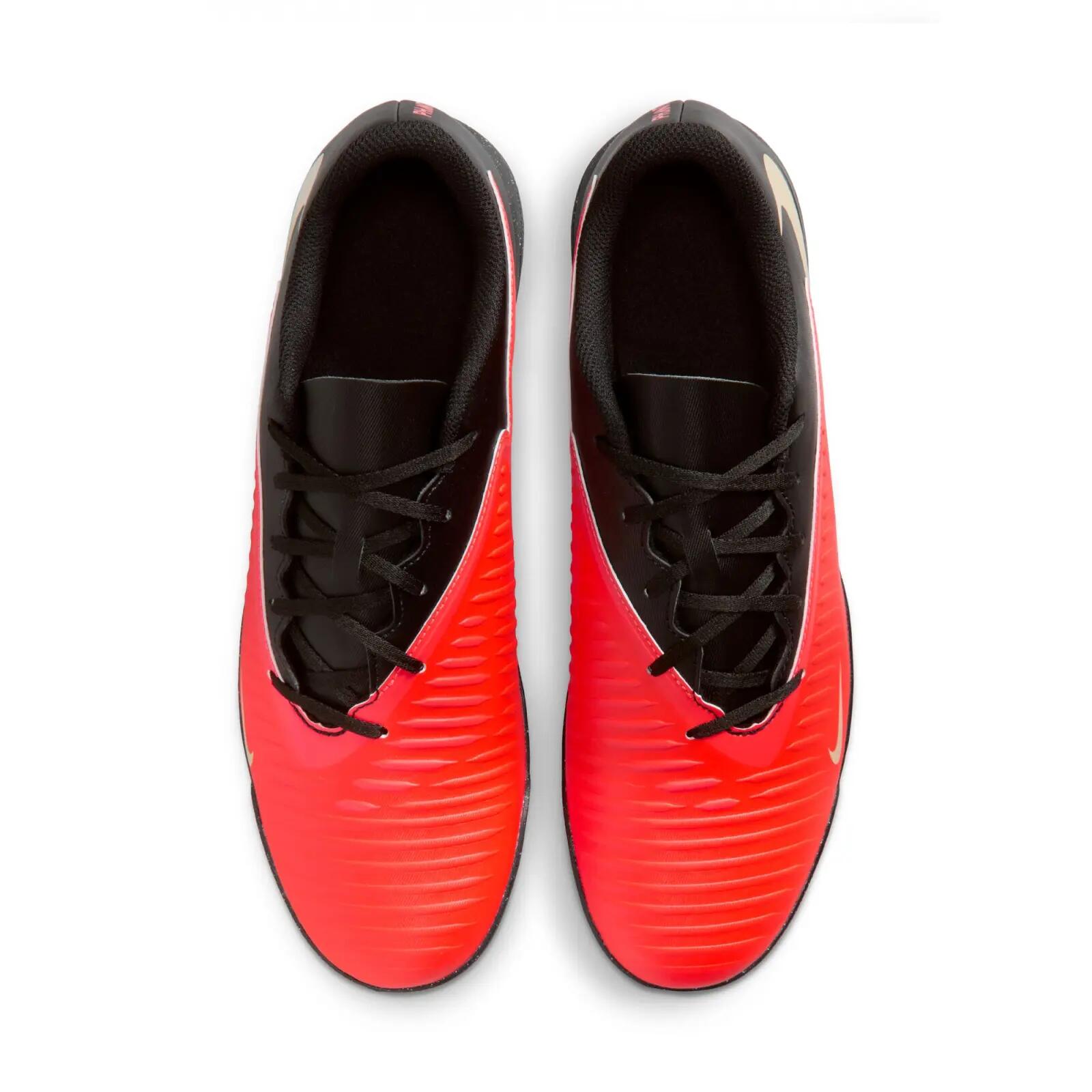 Labdarúgó cipő Nike Phantom 6 Low Club TF 6/10