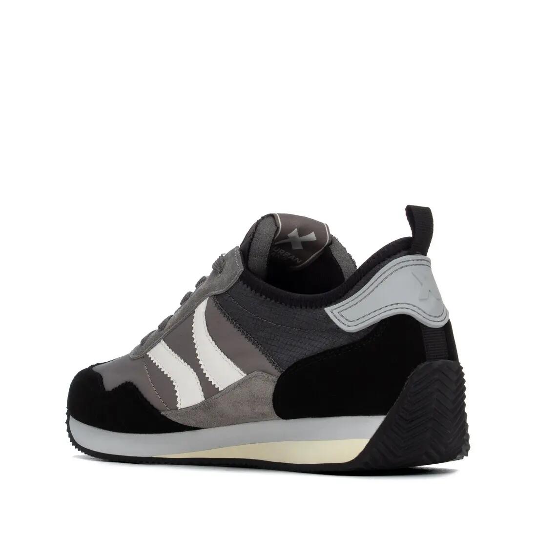 Zapatilla De Hombre Xti 146702 Gris 3/4
