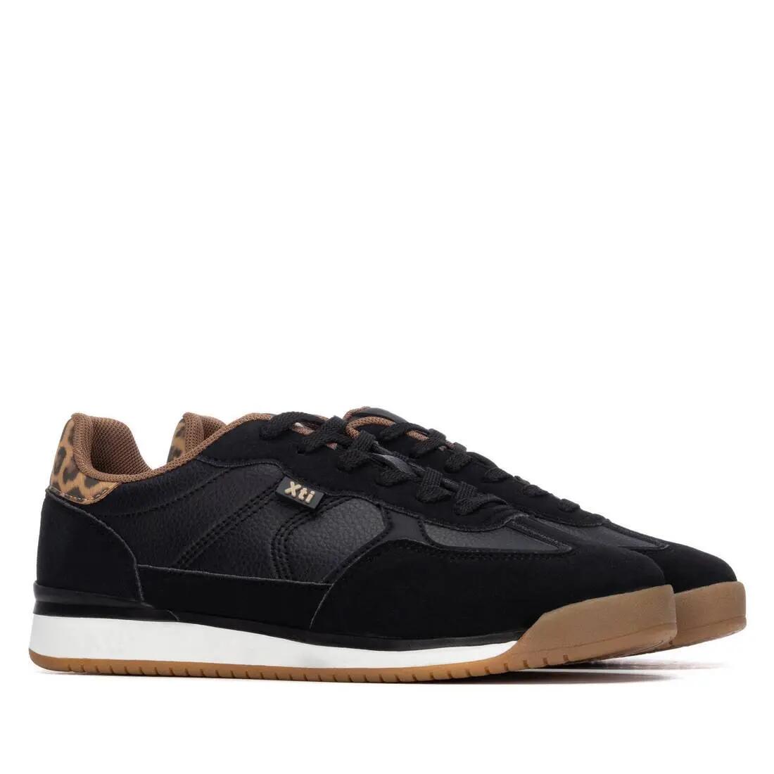 Zapatilla De Mujer Xti 146273 Negro 4/5