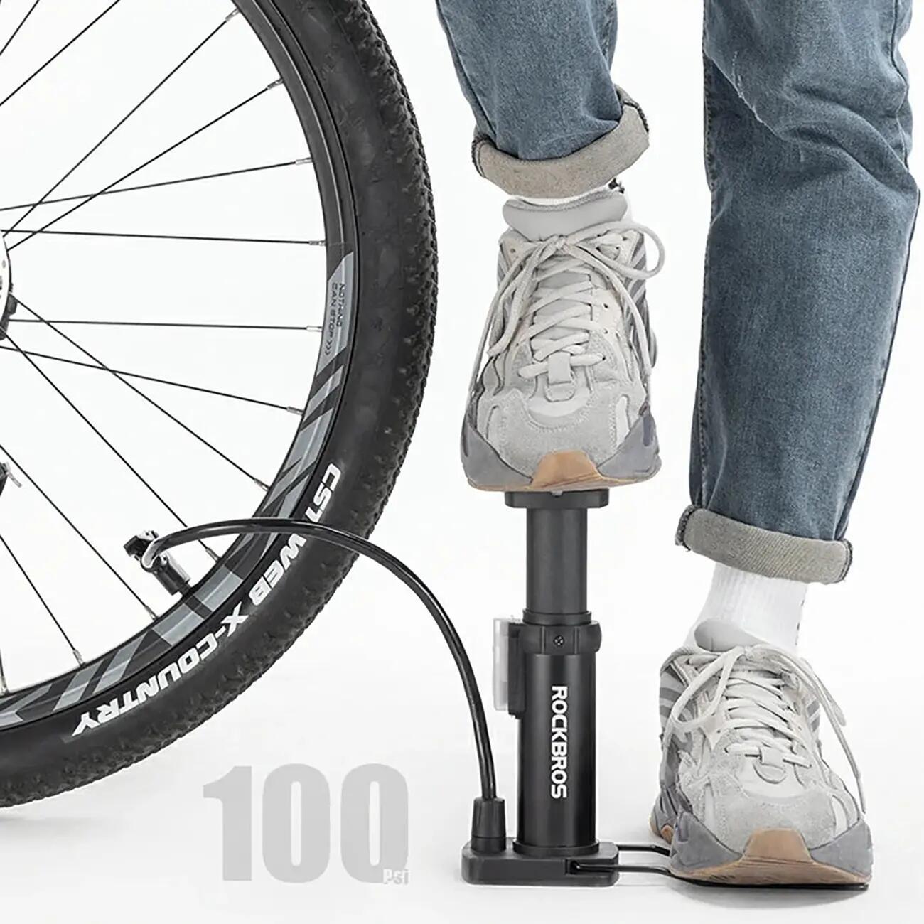 Pompka rowerowa nożna ultralekka 2/7