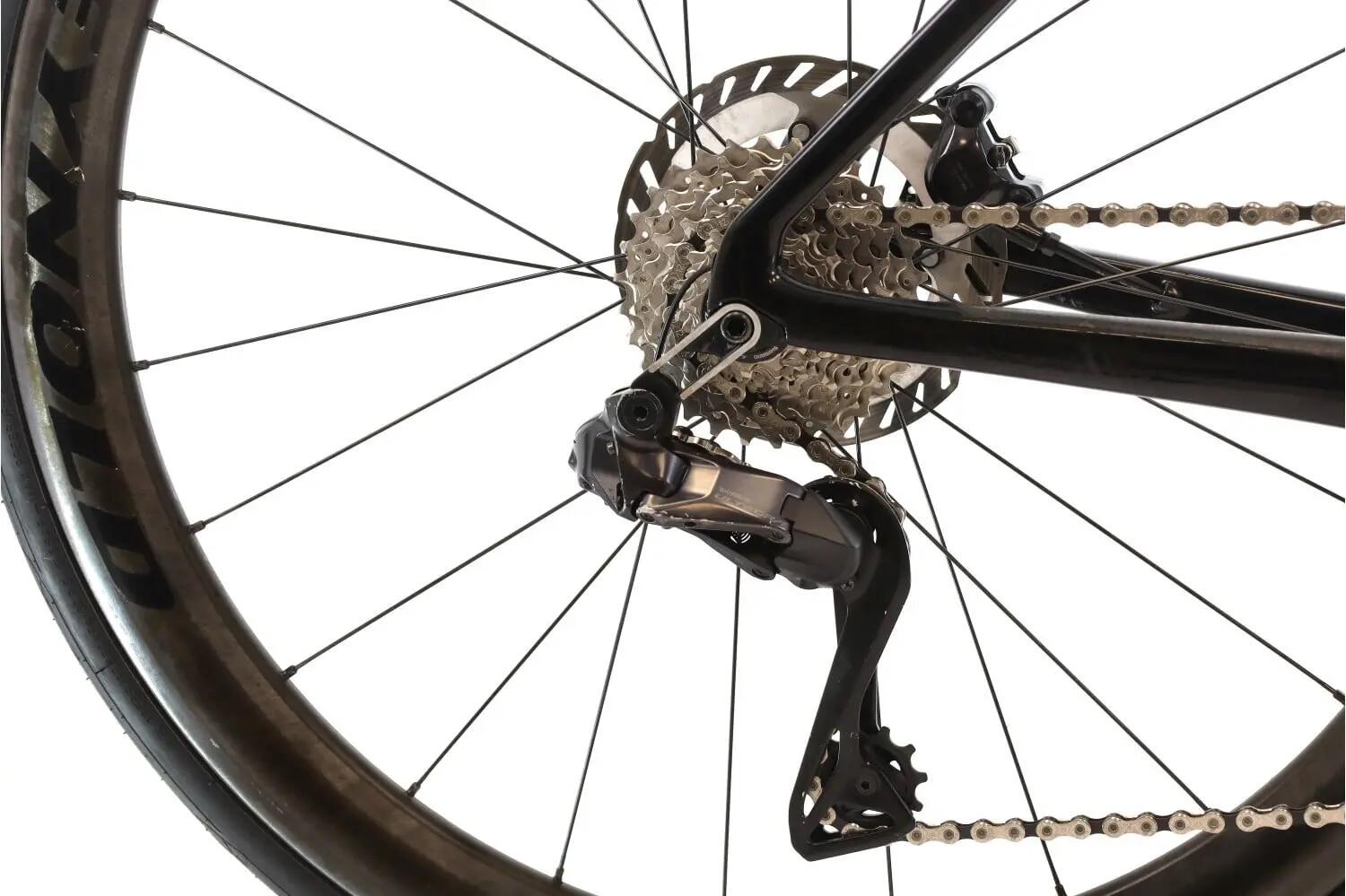 Bici strada ricondizionata ·  Scultura 8000 Di2 12V · Ottimo stato 3/8