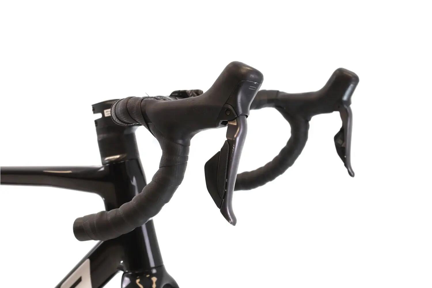 Bici strada ricondizionata ·  Scultura 8000 Di2 12V · Ottimo stato 6/8