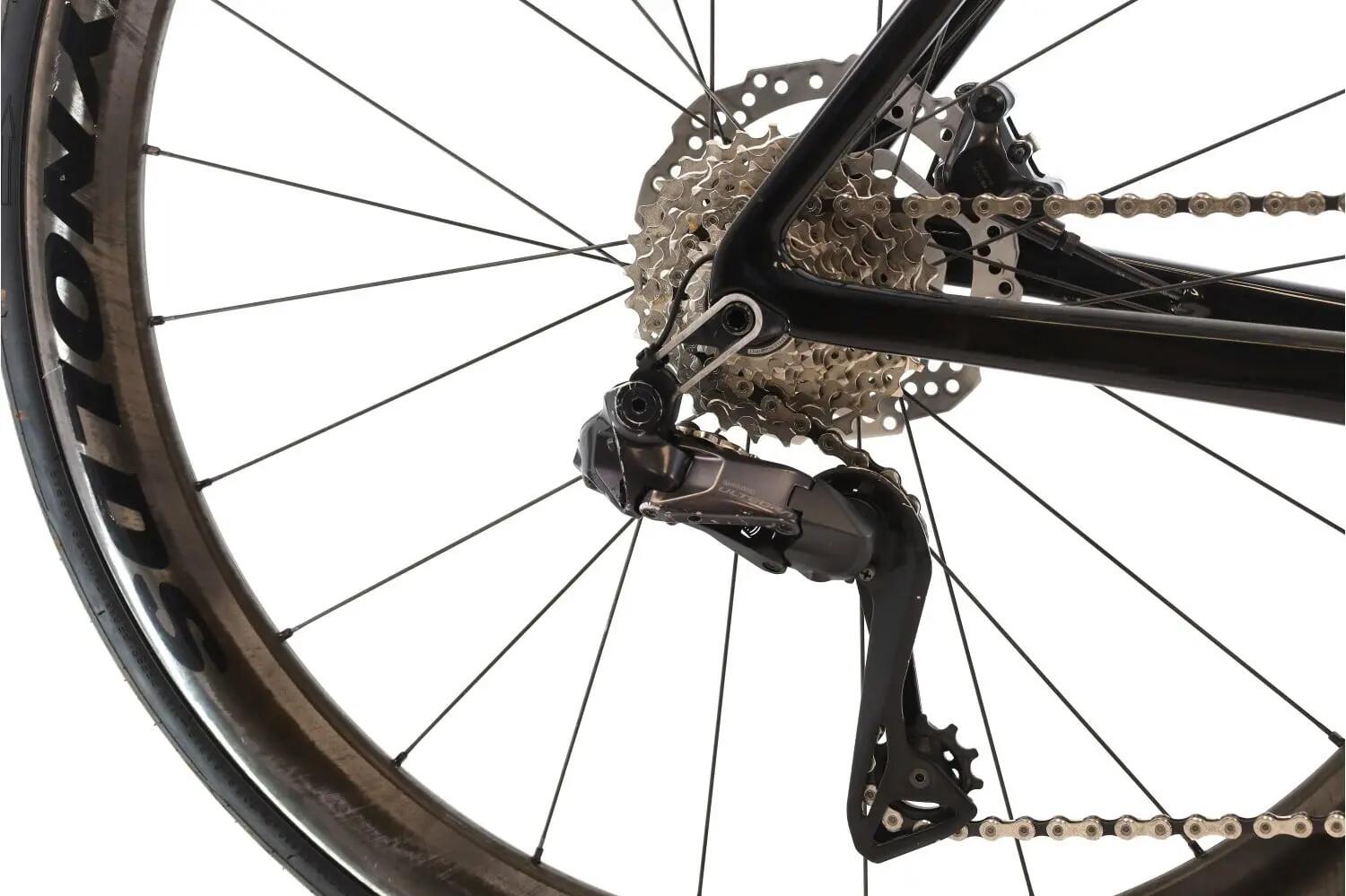 Bici strada ricondizionata ·  Scultura 8000 Di2 12V · Ottimo stato 3/8