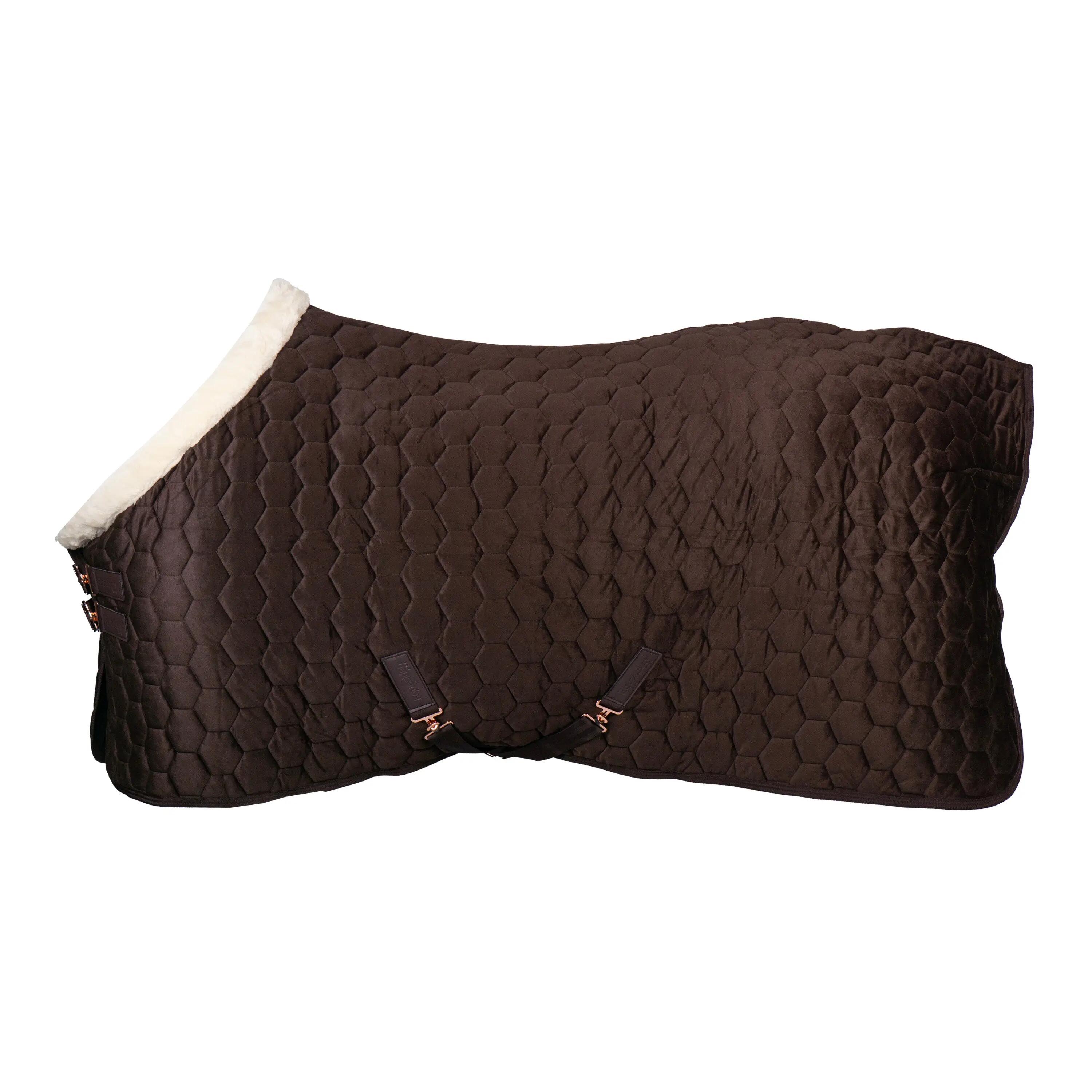 COUETTE DE PRÉSENTATION VELVET 3/7