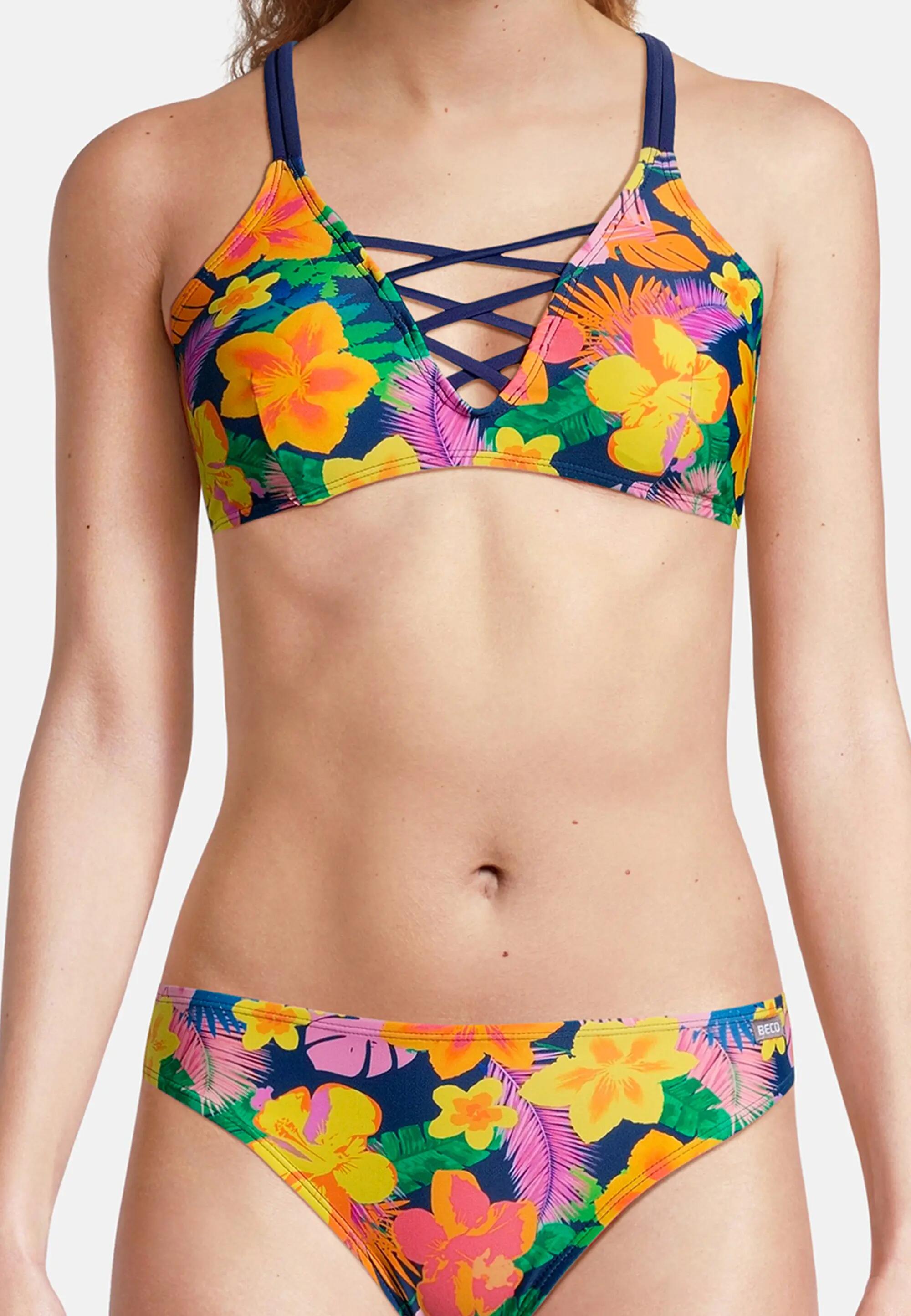 Bikini Summer Flowers 10/10