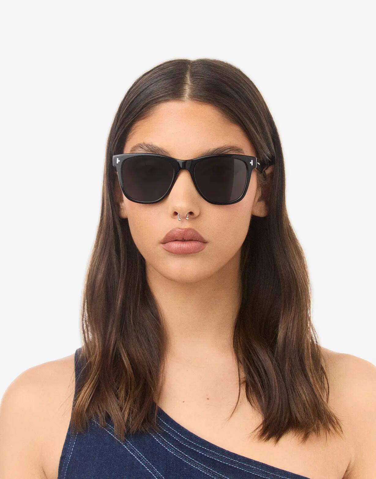 HAWKERS - Lunettes de soleil pour Homme et Femme POLARIZED BLACK DARK - ONE PAIR 6/8