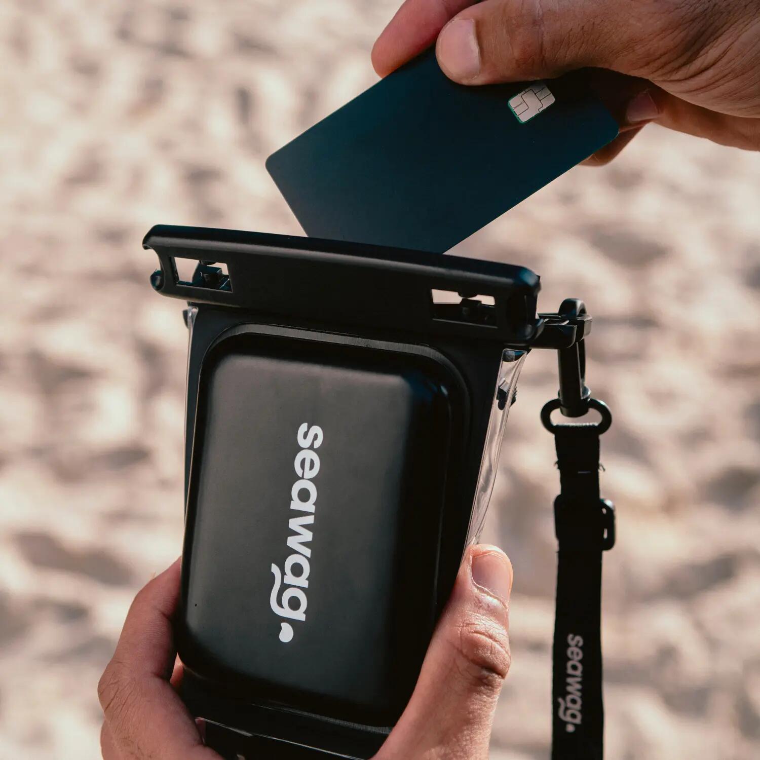 Funda impermeable flotante para teléfono 6,9” IPX8 Seawag PRO 10/14