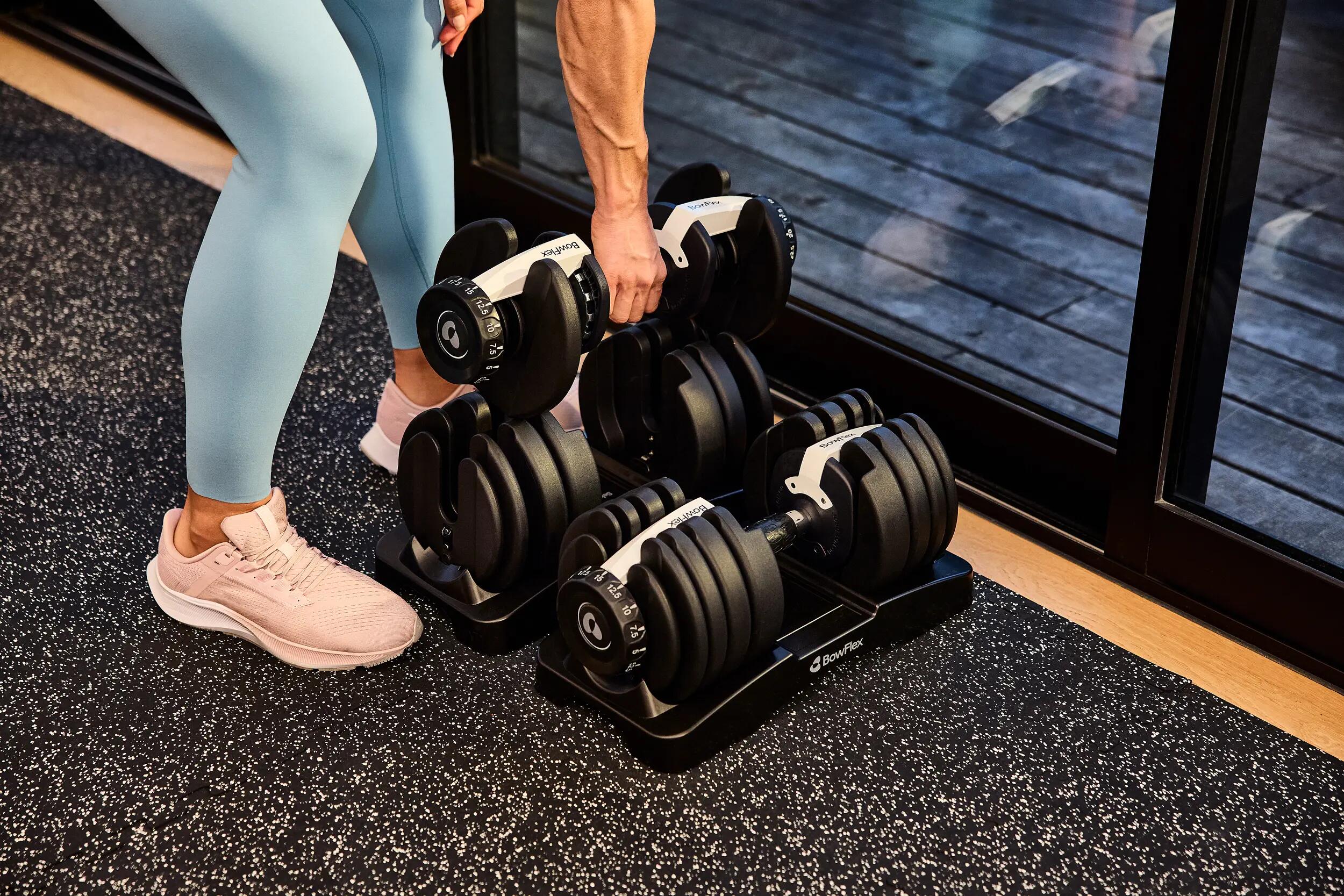 Halter ajustável 2-24 kg com seleção rápida para treino em casa 9/12