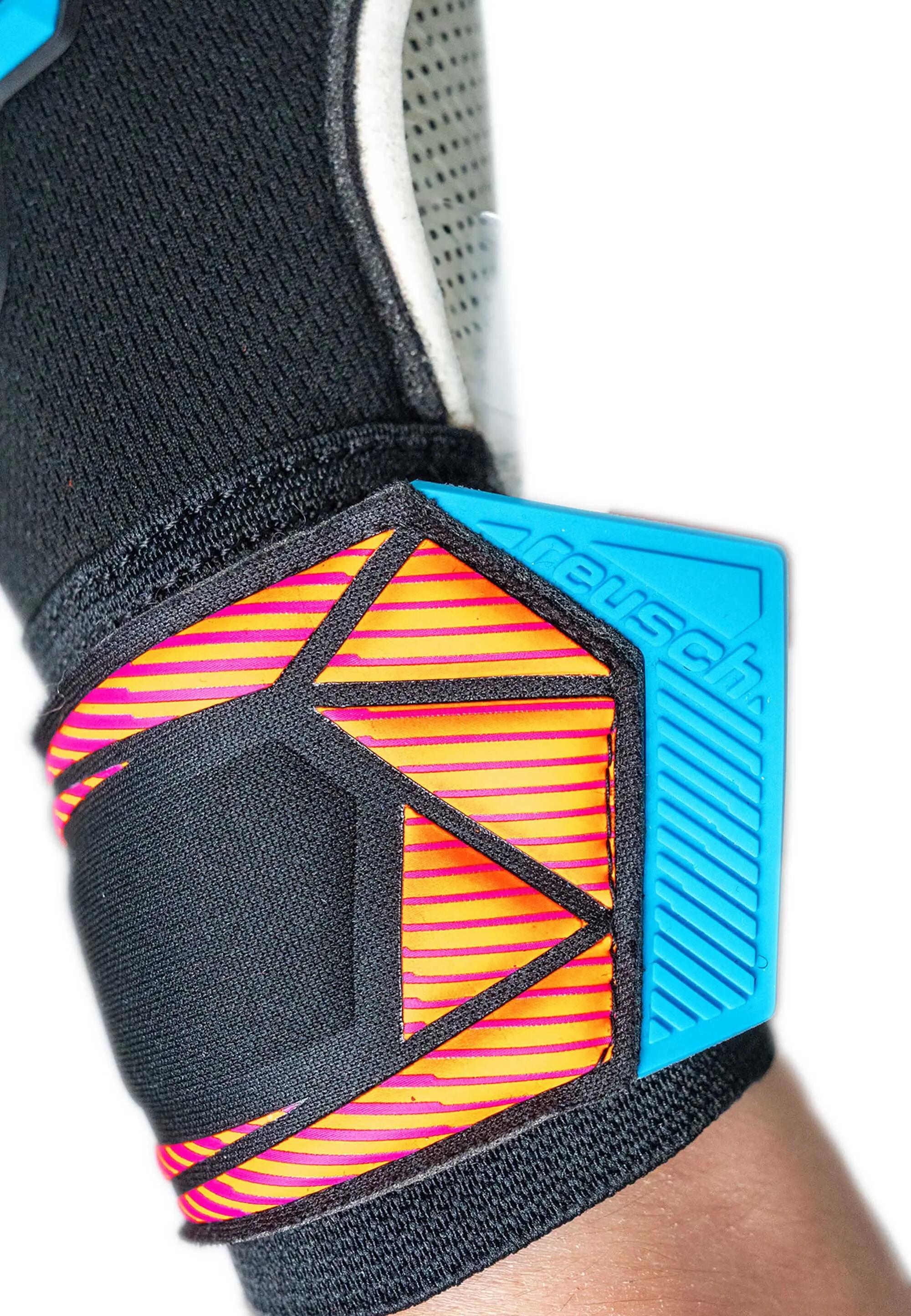 Torwarthandschuhe Reusch Attrakt Advance Evolution Glueprint 8/15