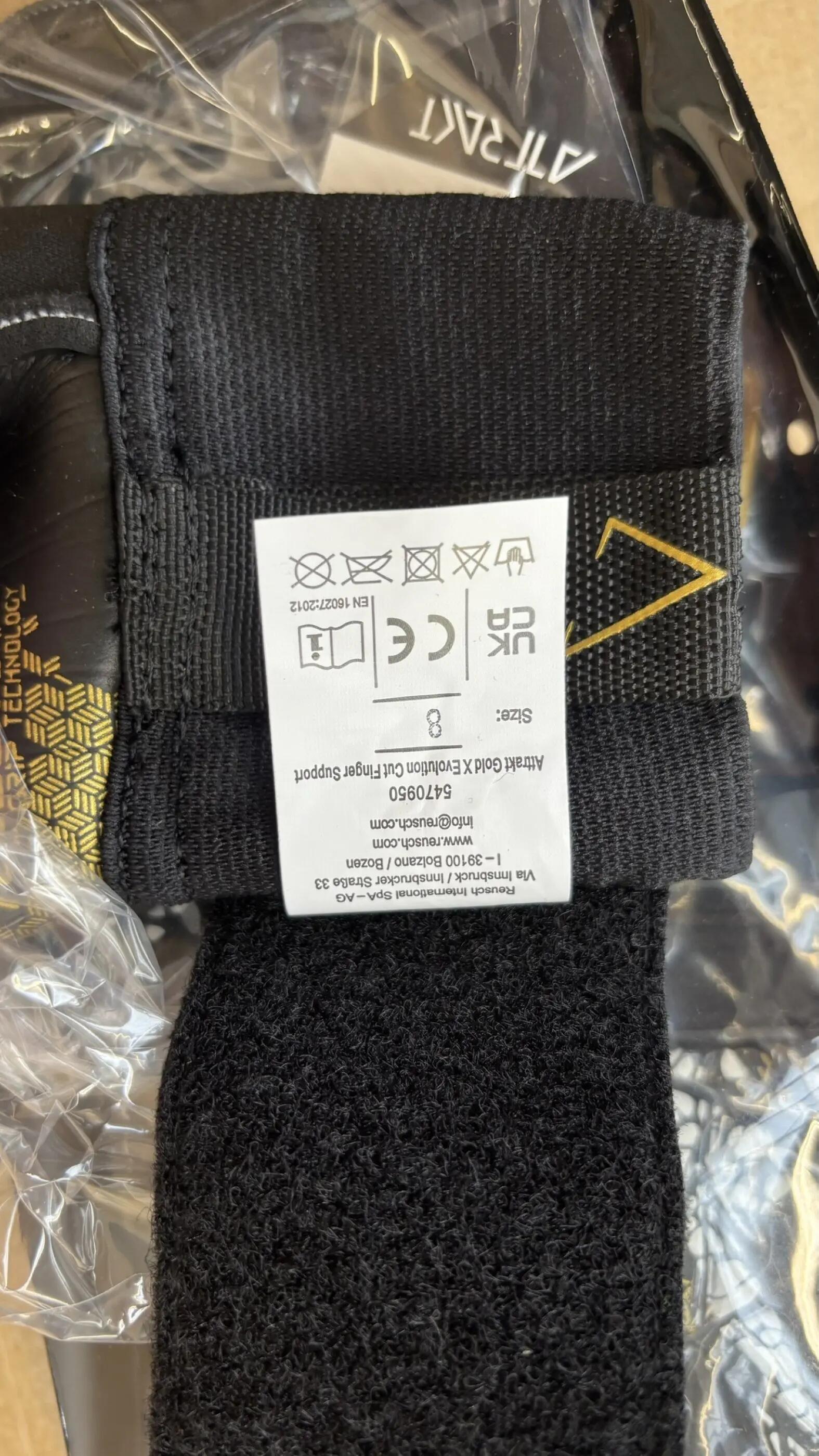 Luvas de guarda-redes Reusch Attrakt Gold X Evolution Cut 9/15