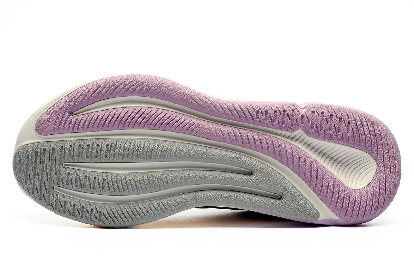 Hardloopschoenen Adidas model JQ1758 voor vrouwen 4/5