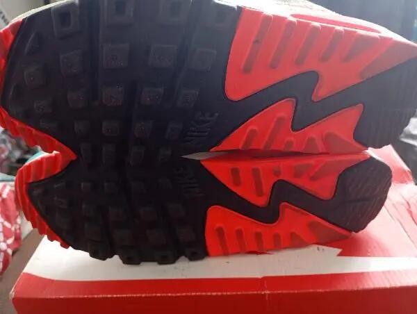 Entre Particuliers - NIKE AIR MAX ANNIVERSARY 2/7