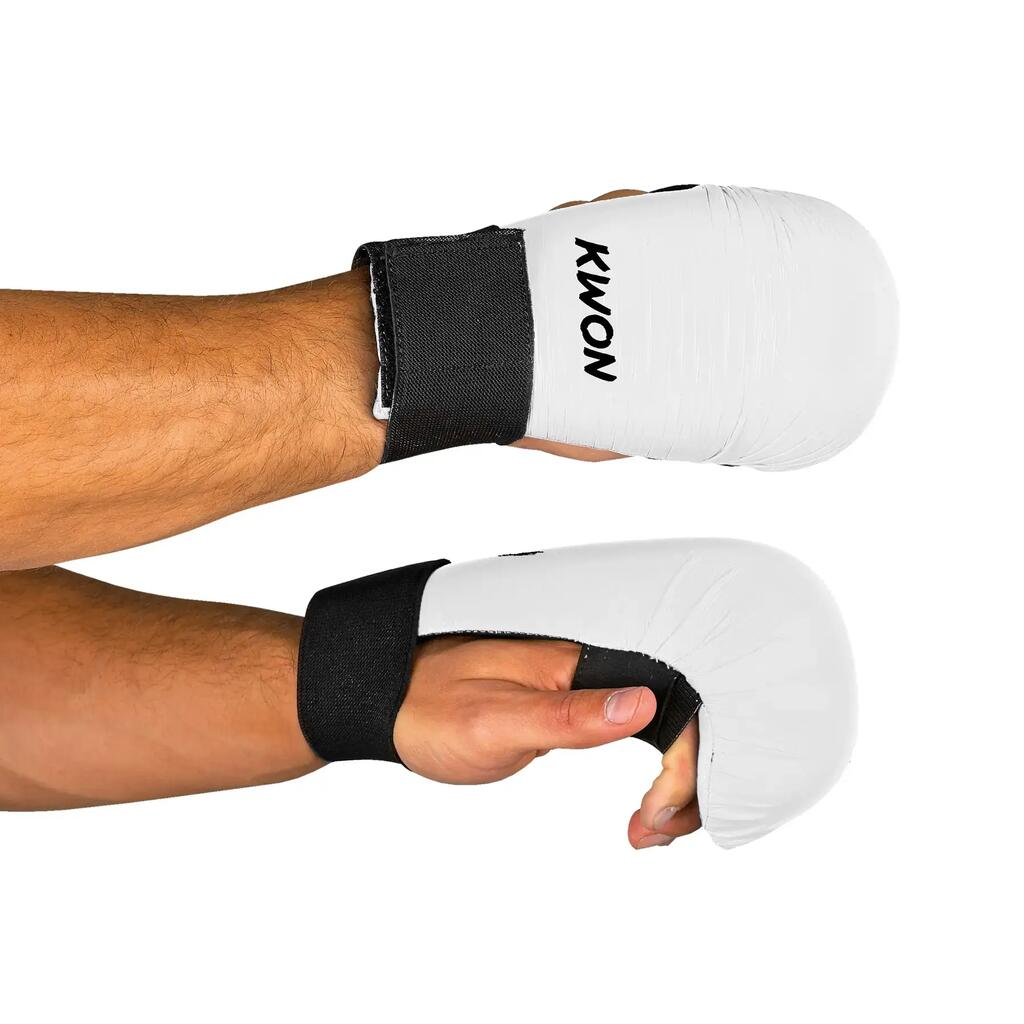 Pair of hand protectors without thumb loops Kwon