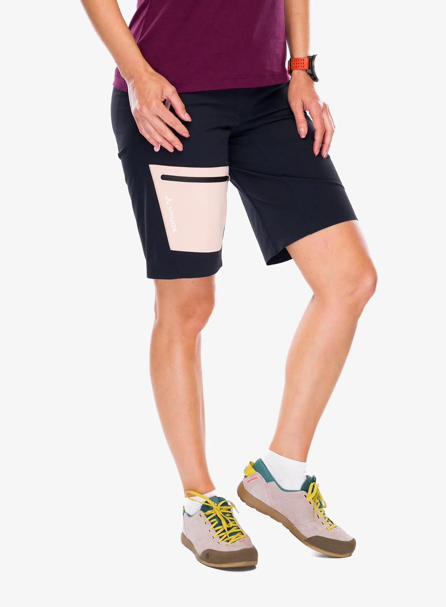 Spodenki turystyczne damskie Vaude Badile Shorts 3/7