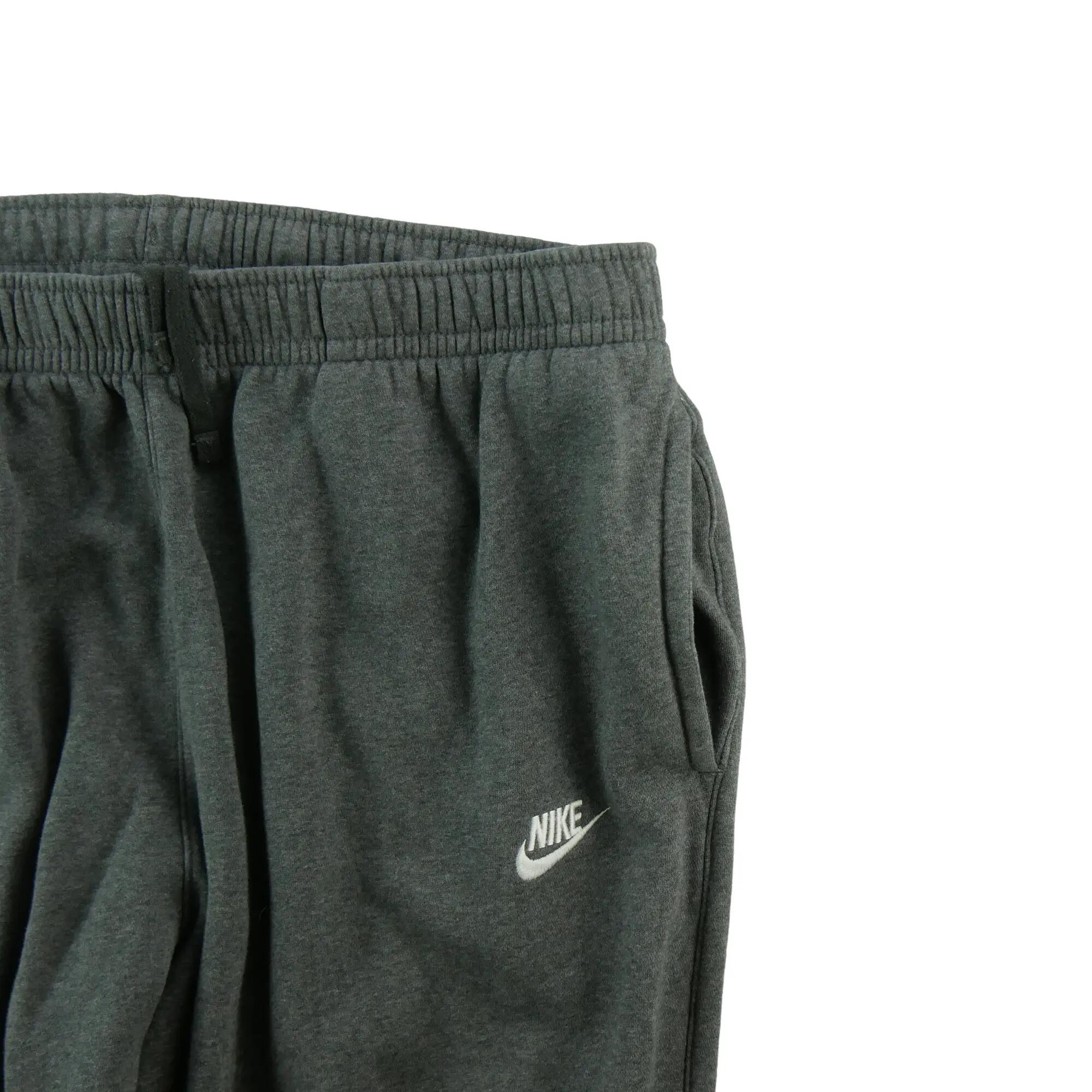 Second hand - Joggings Uomo Nike - Stato eccellente 4/7
