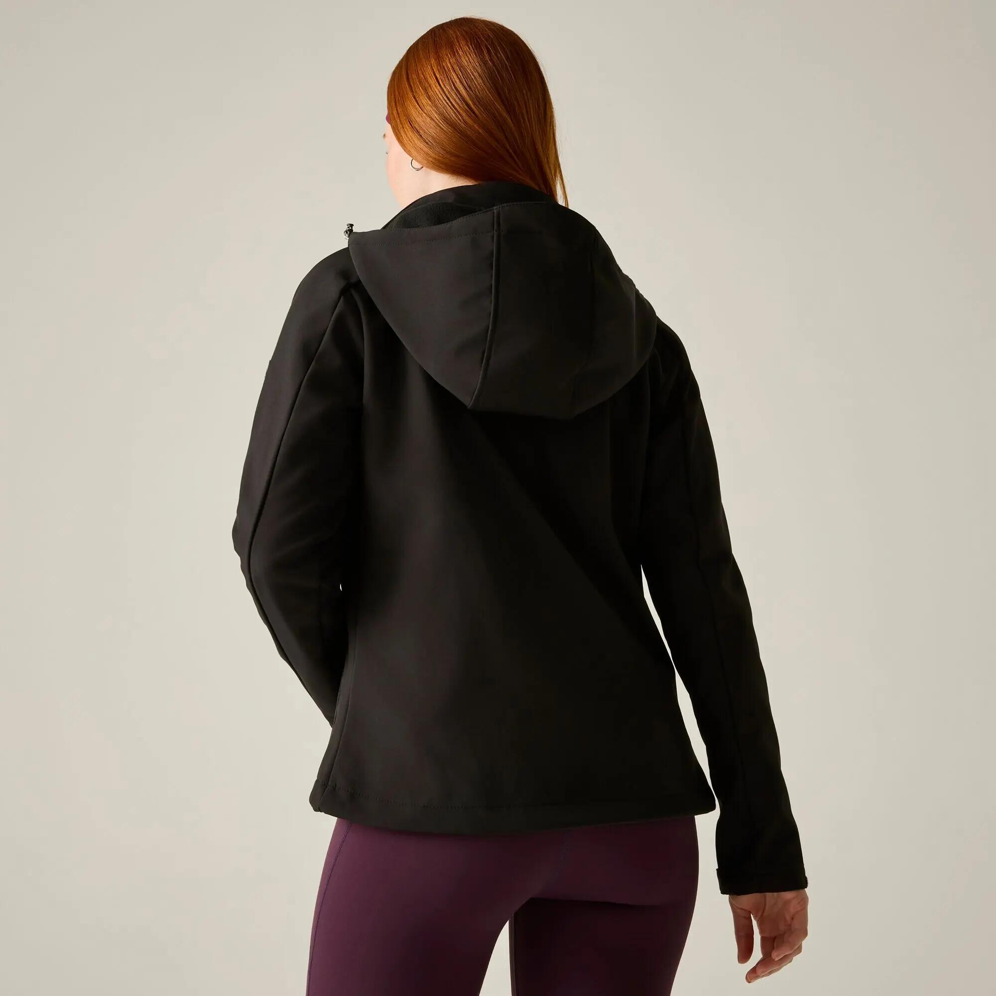 Damen Deyana Softshell-Jacke 3/13